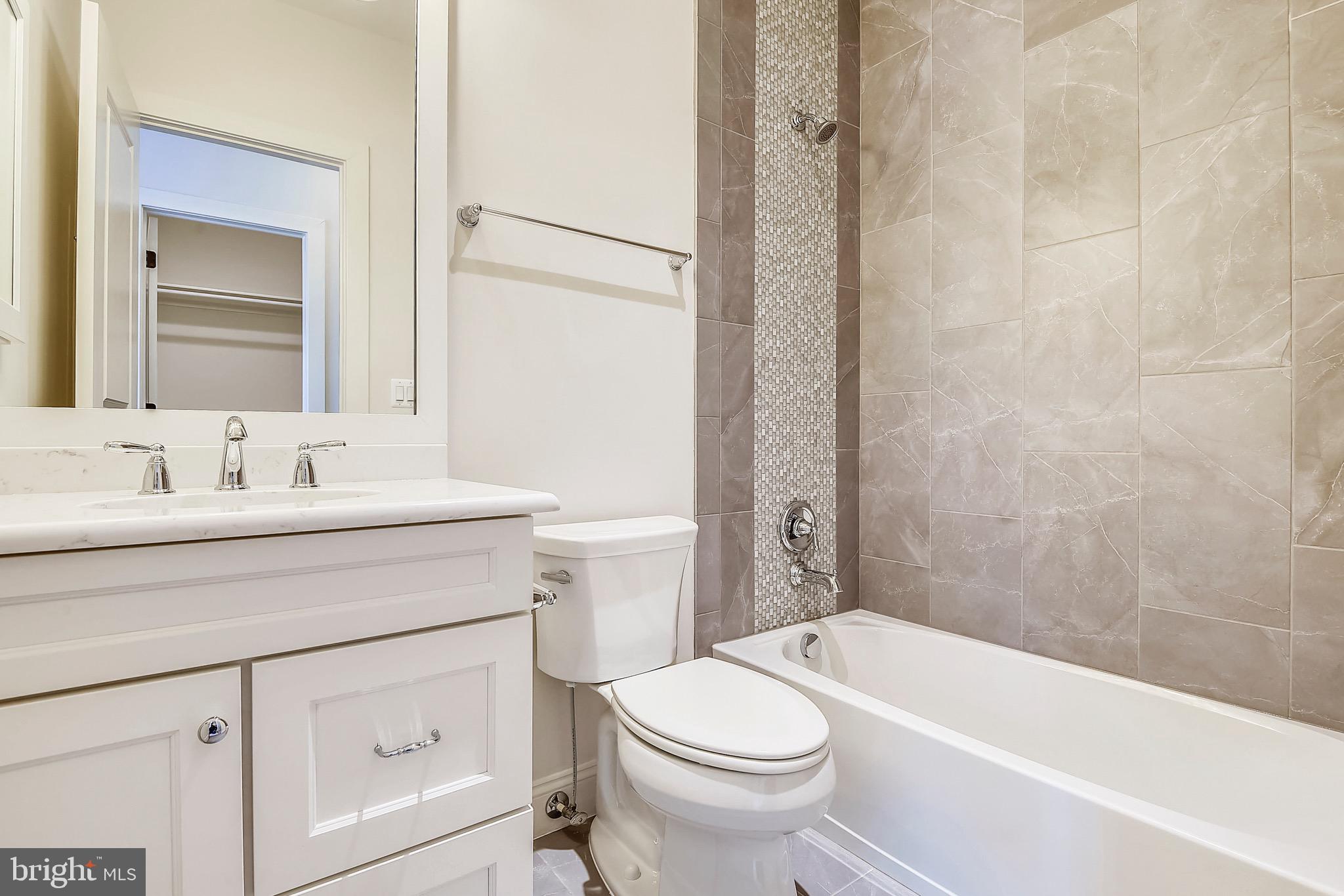 WOODHAVEN - Residential