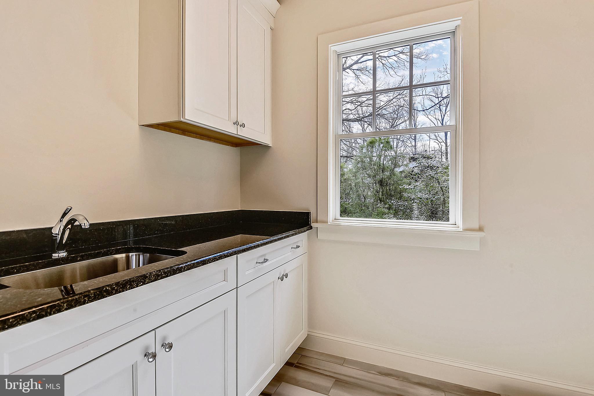 WOODHAVEN - Residential