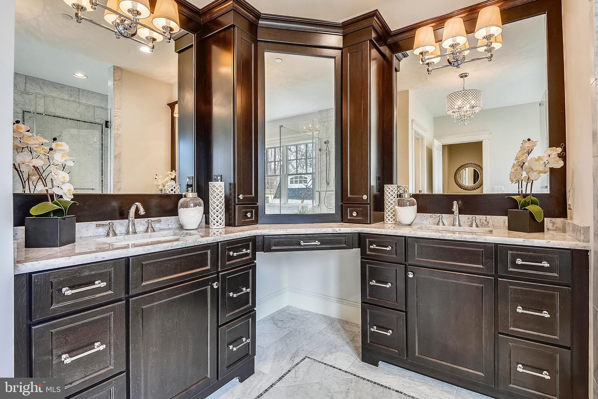 WOODHAVEN - Residential