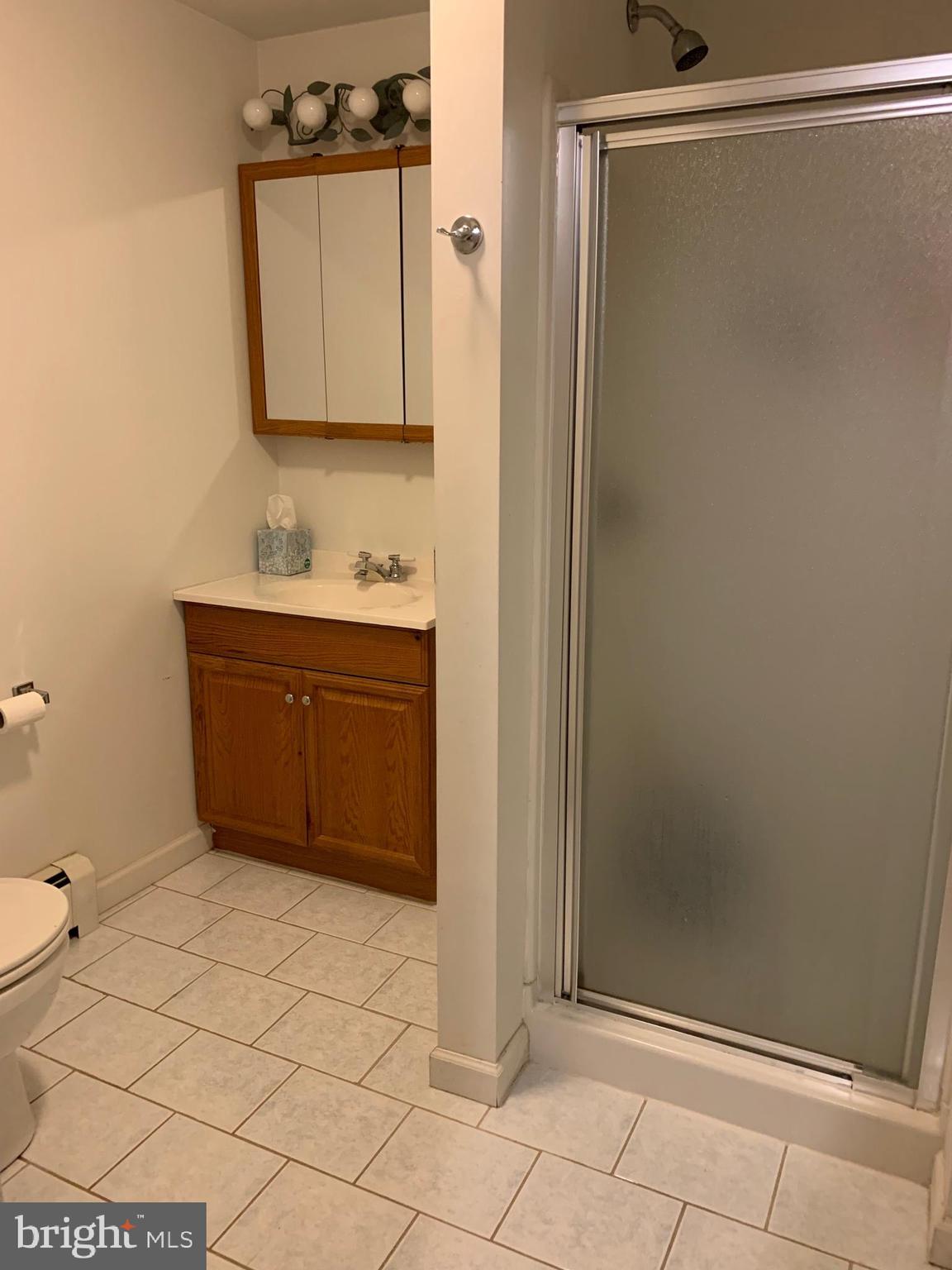 EARL ACRES - Residential