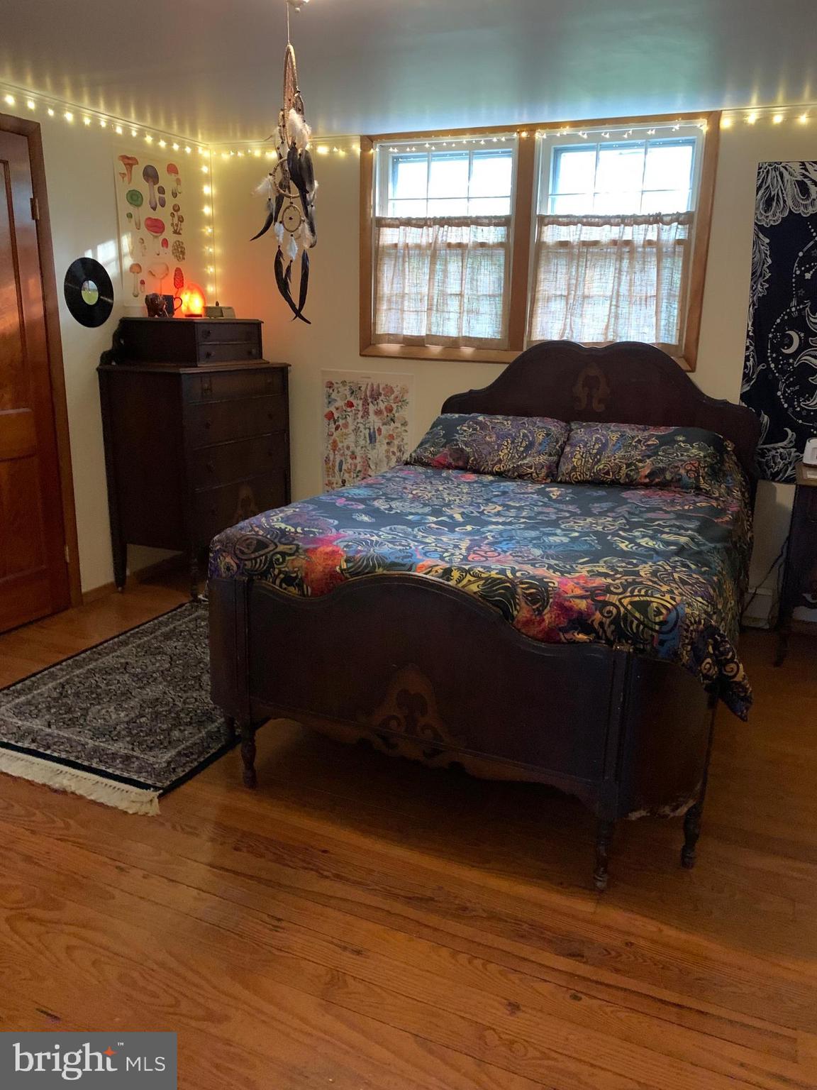 EARL ACRES - Residential