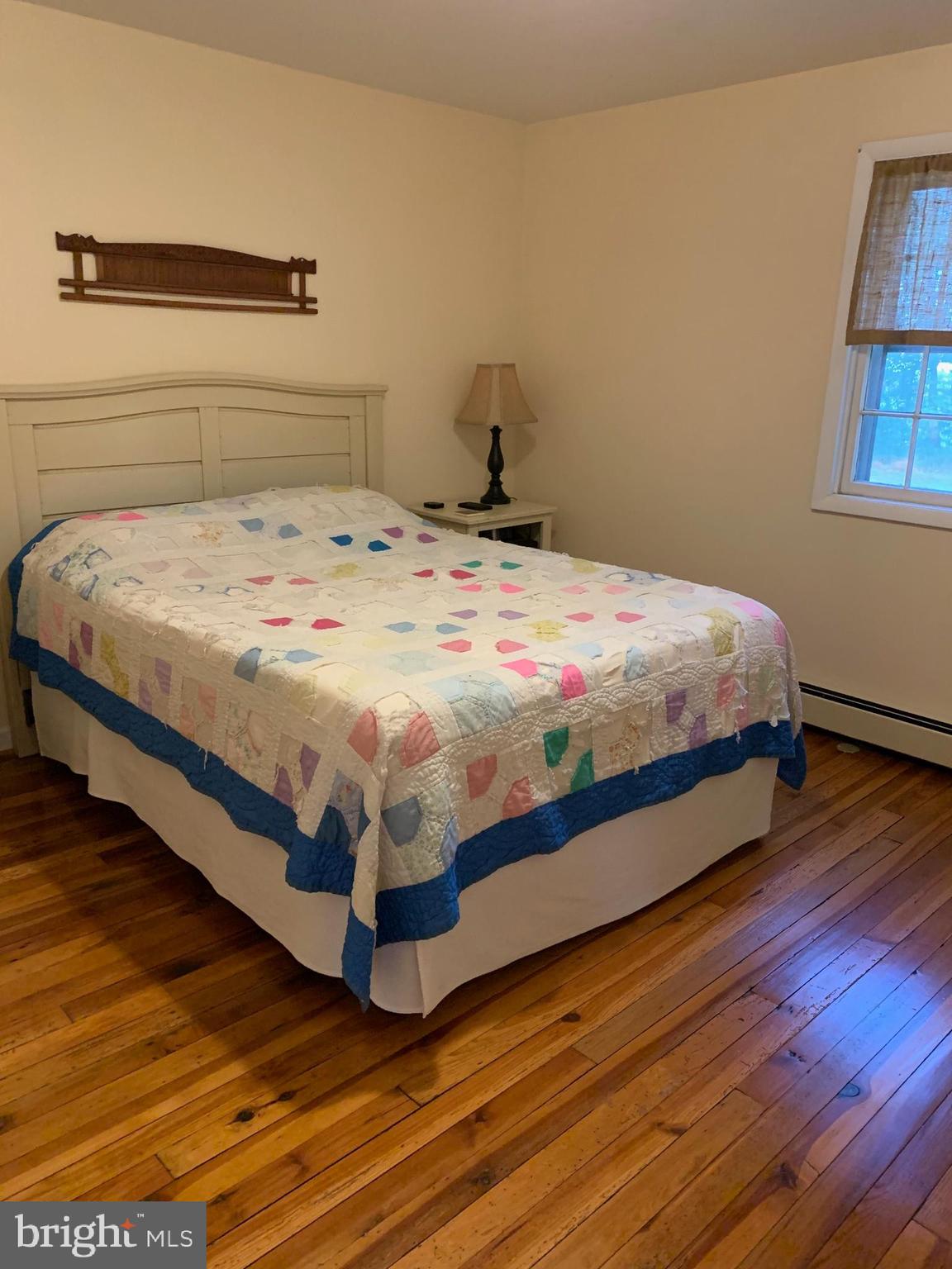 EARL ACRES - Residential