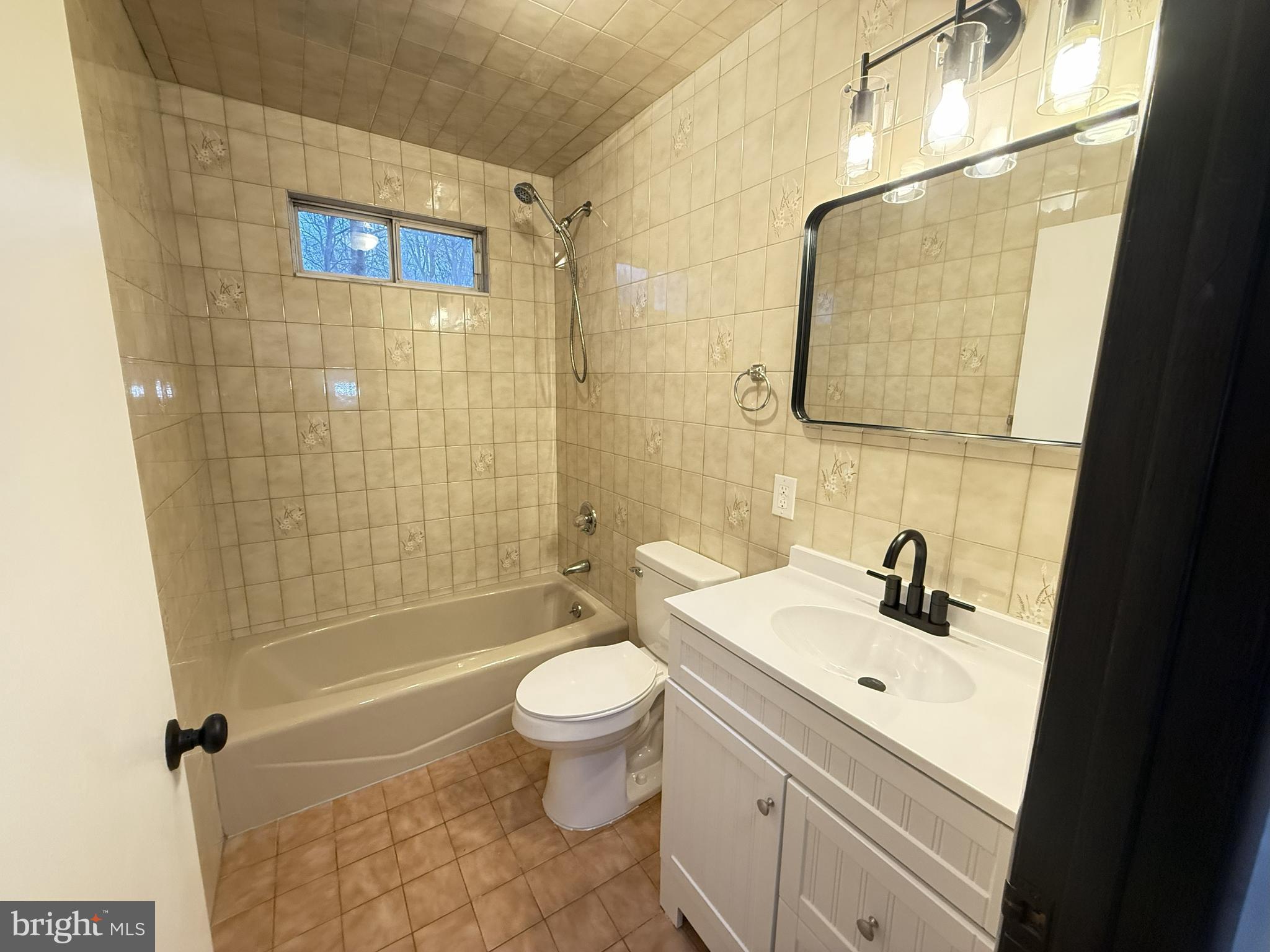 POCONO COUNTRY PLACE - Residential