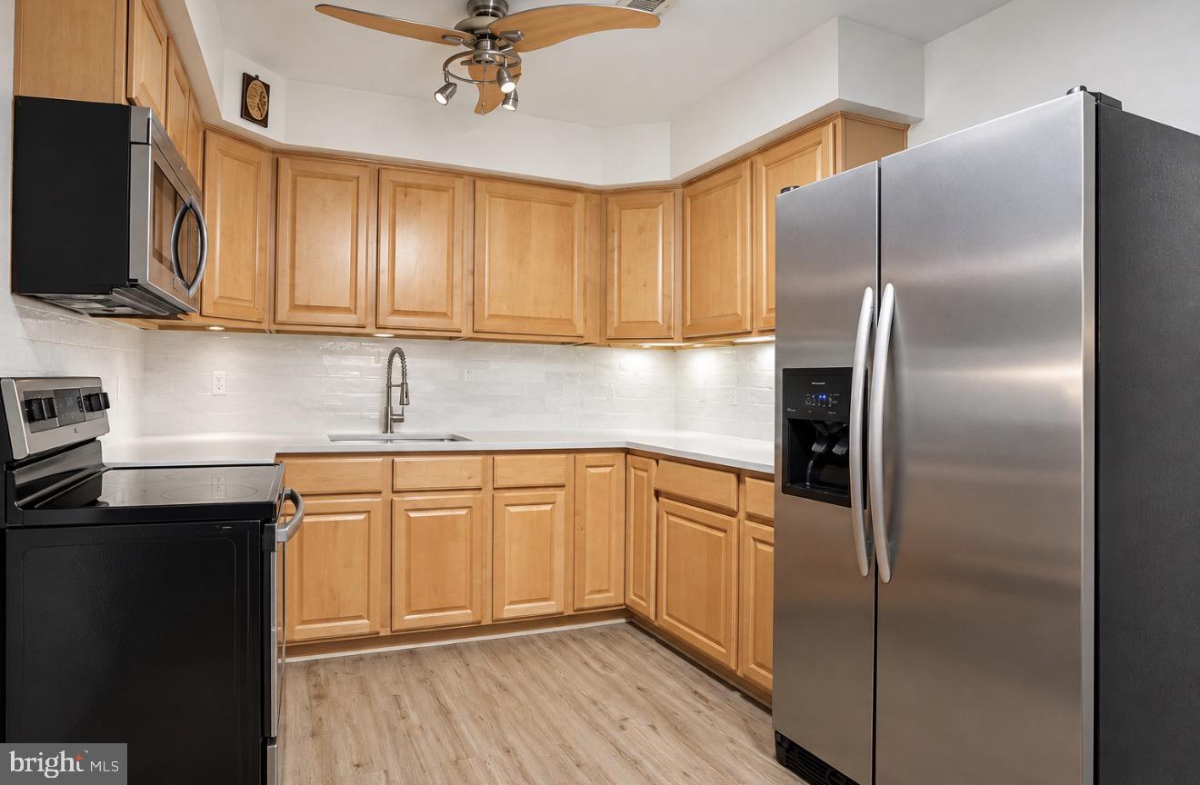 409 WINDING WAY