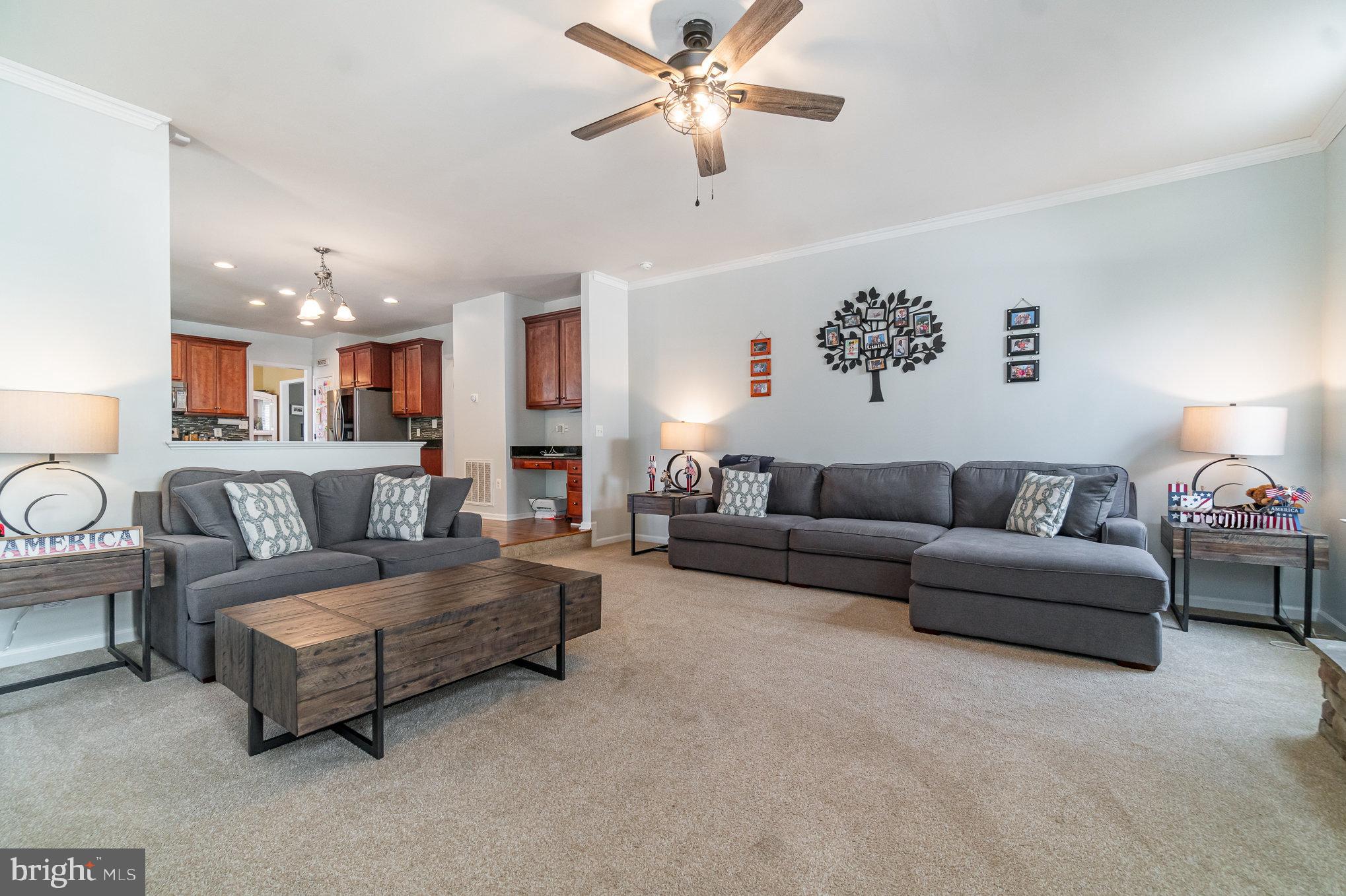 LEE'S CROSSING - Residential