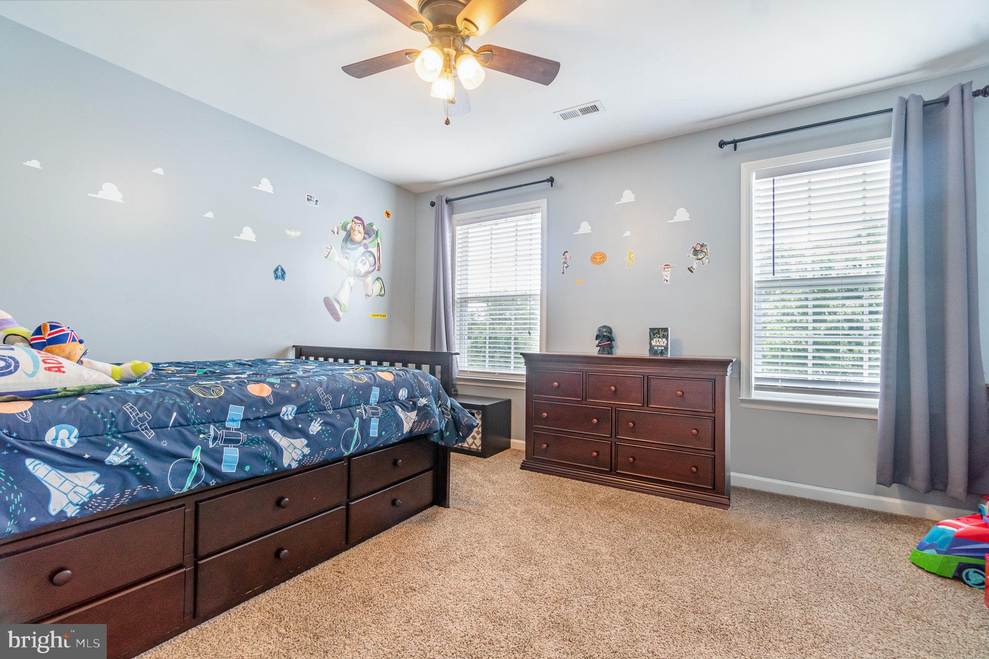 LEE'S CROSSING - Residential