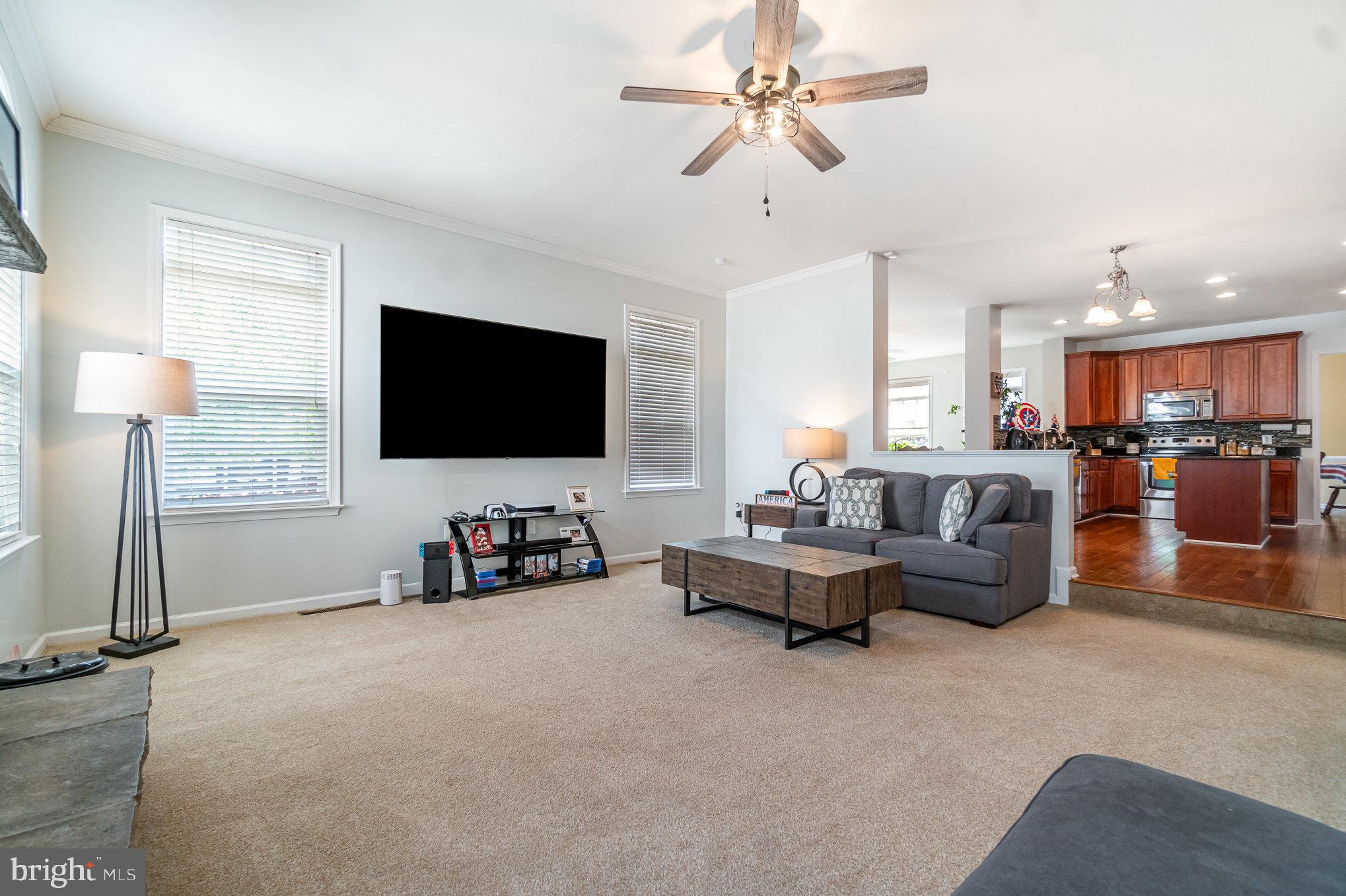 LEE'S CROSSING - Residential