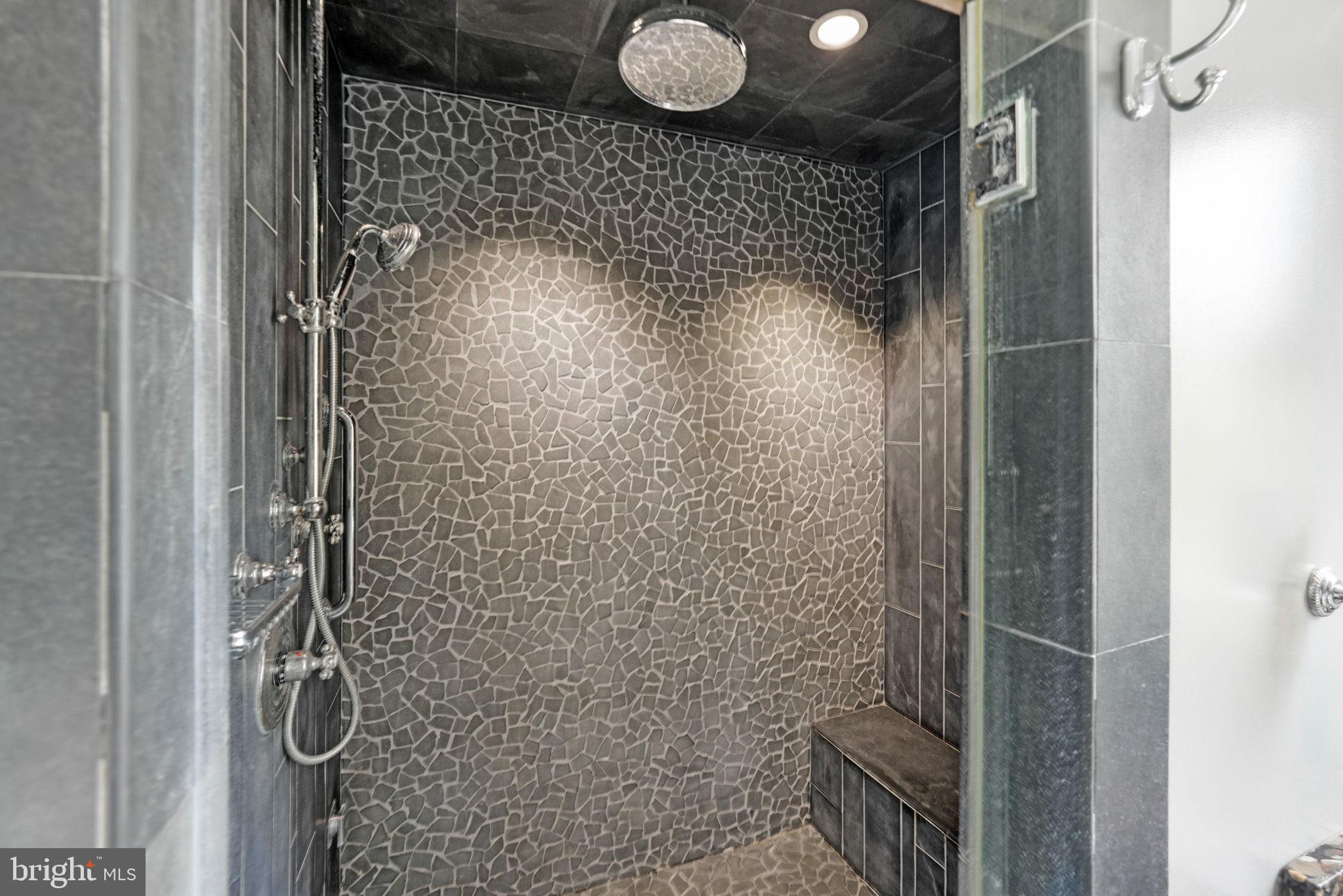 FALCON RIDGE - Residential Lease