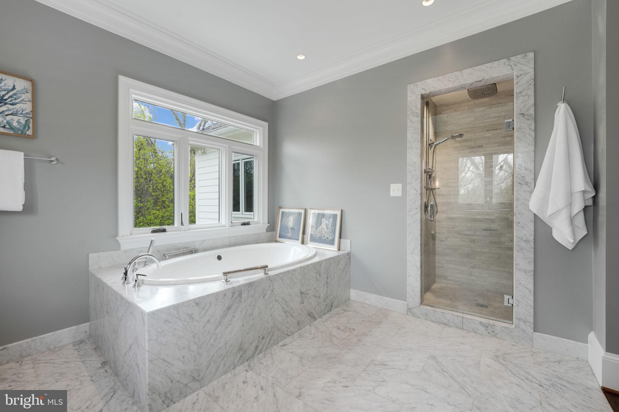 FALCON RIDGE - Residential Lease