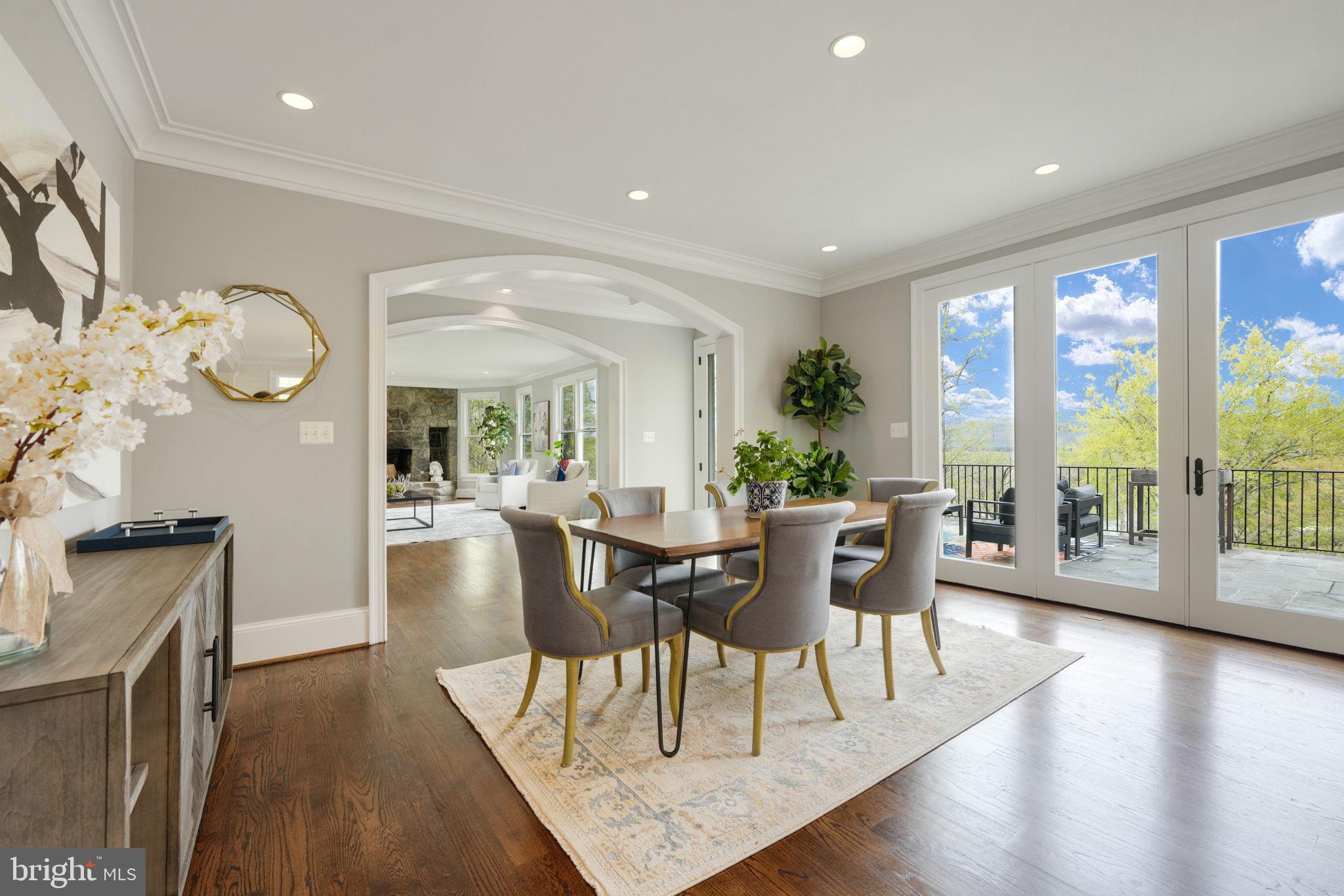 FALCON RIDGE - Residential Lease