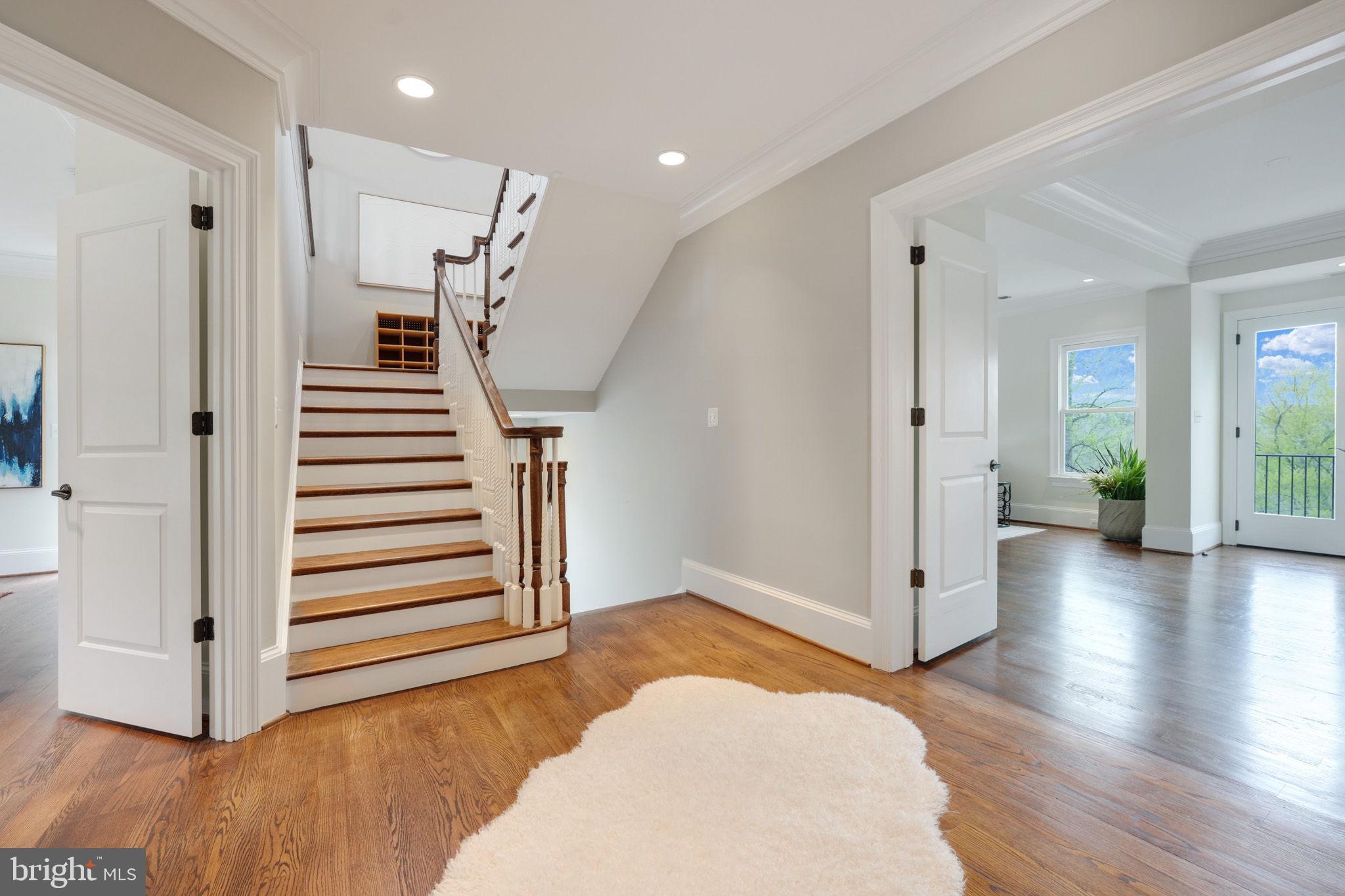 FALCON RIDGE - Residential Lease