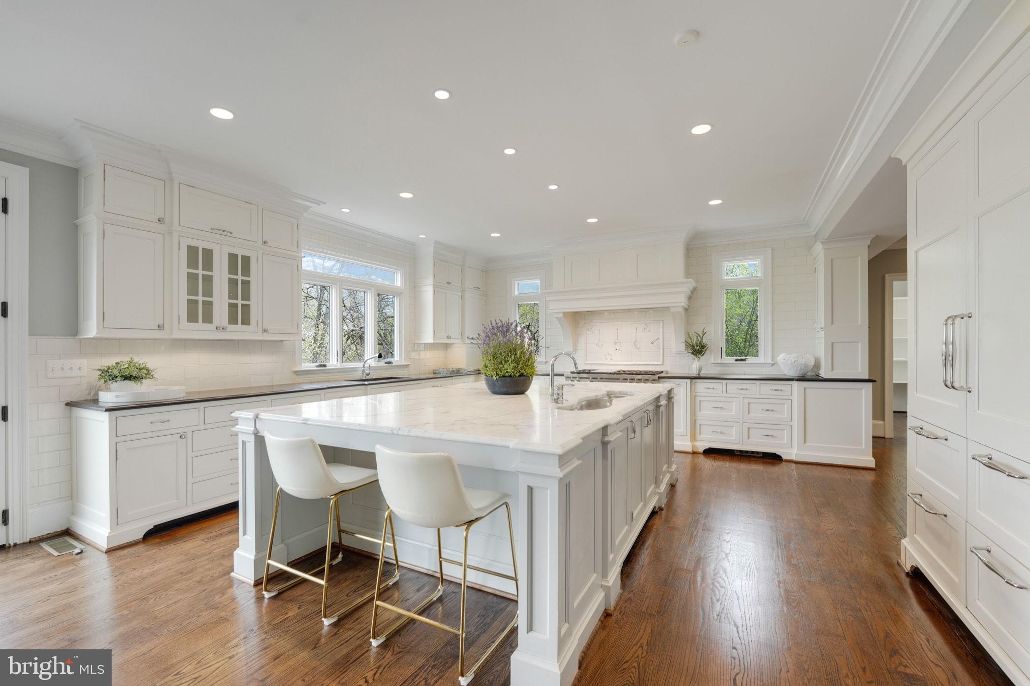 FALCON RIDGE - Residential Lease