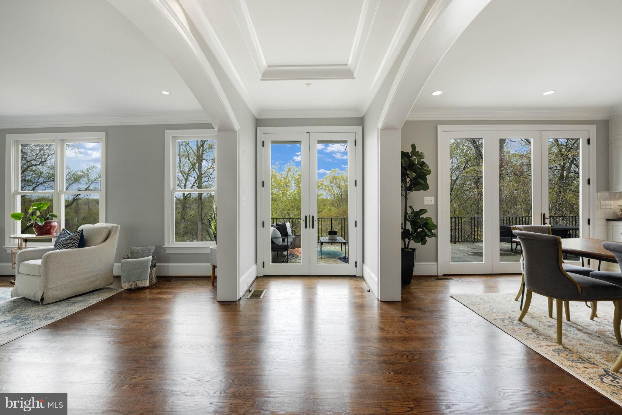 FALCON RIDGE - Residential Lease