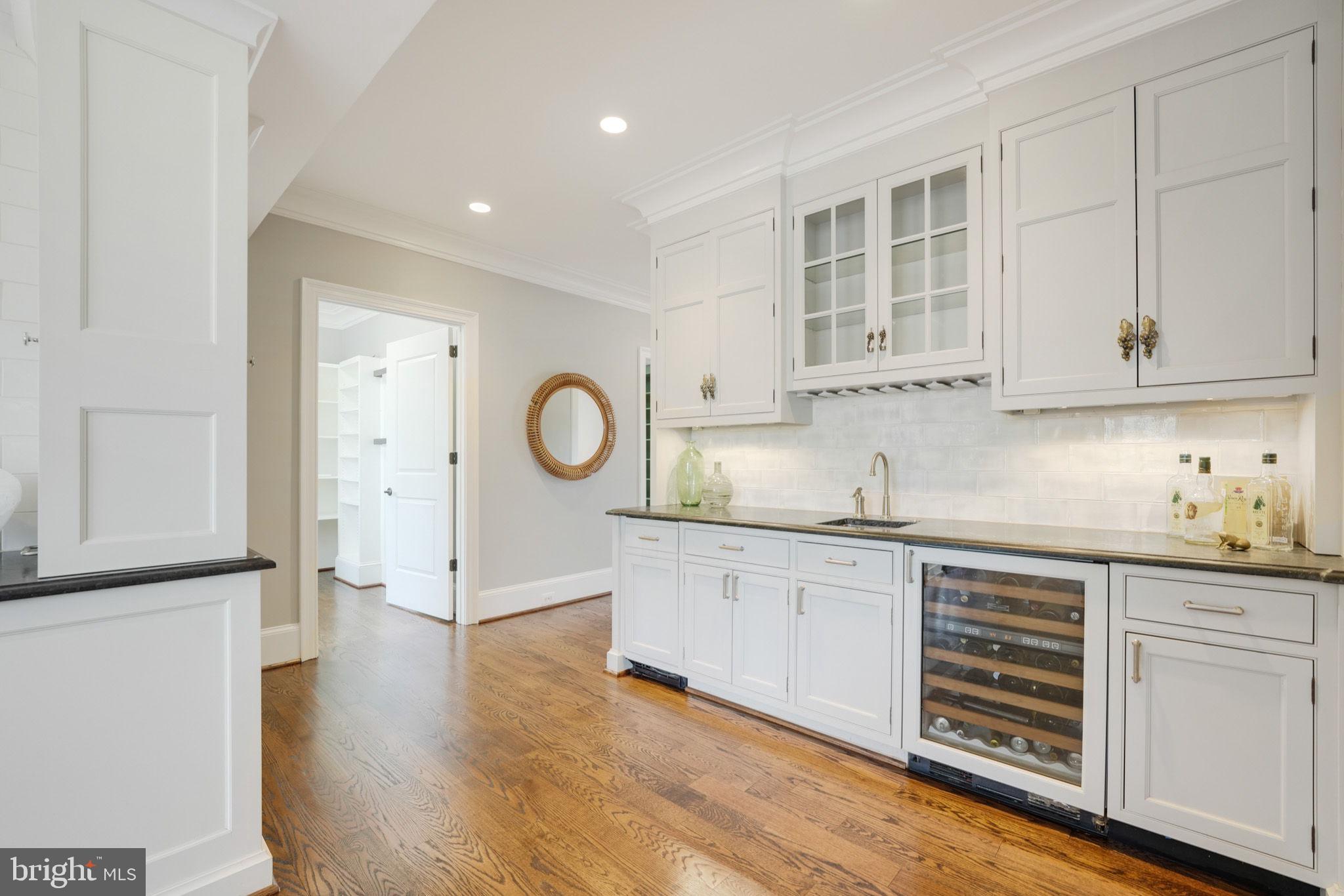 FALCON RIDGE - Residential Lease