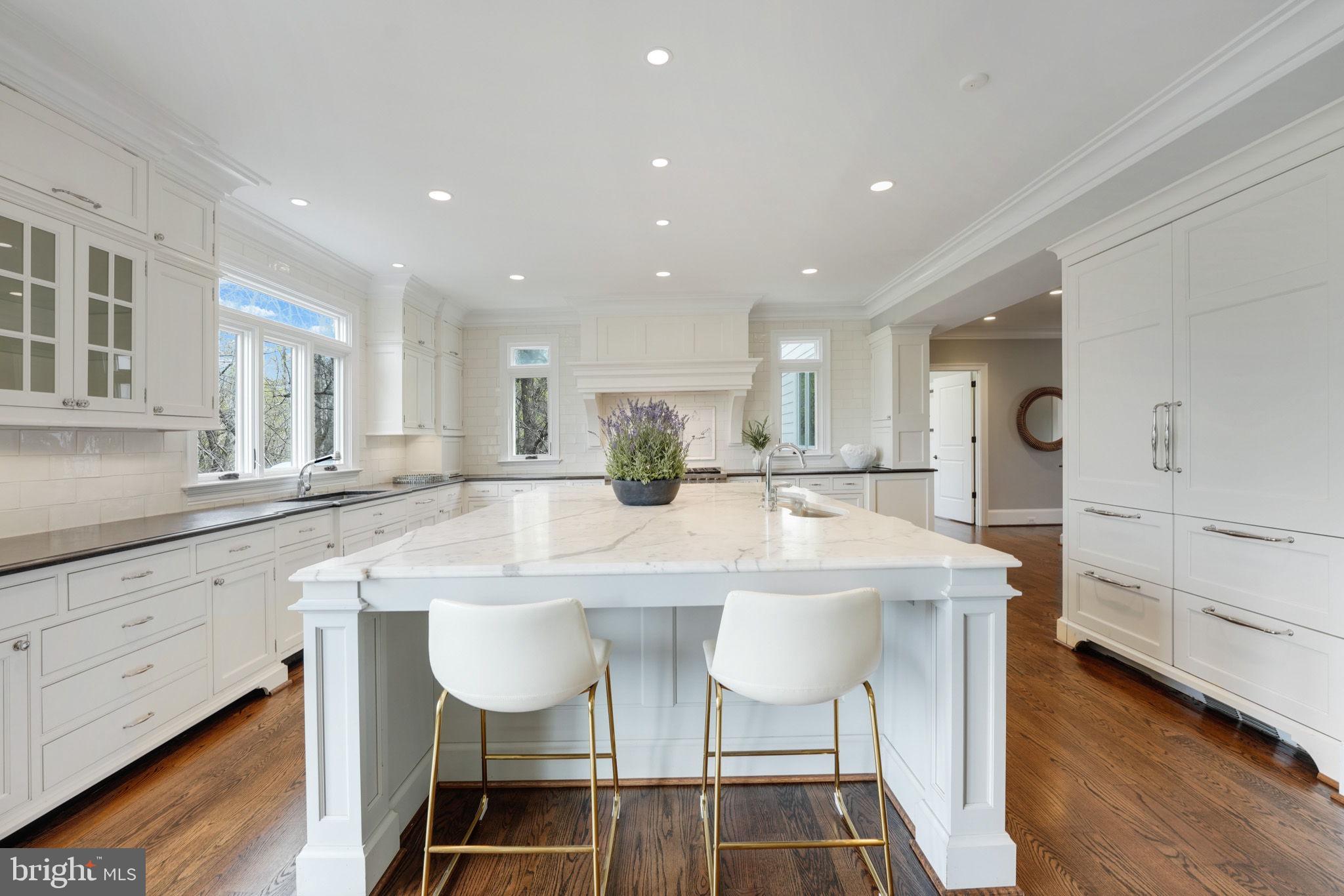 FALCON RIDGE - Residential Lease