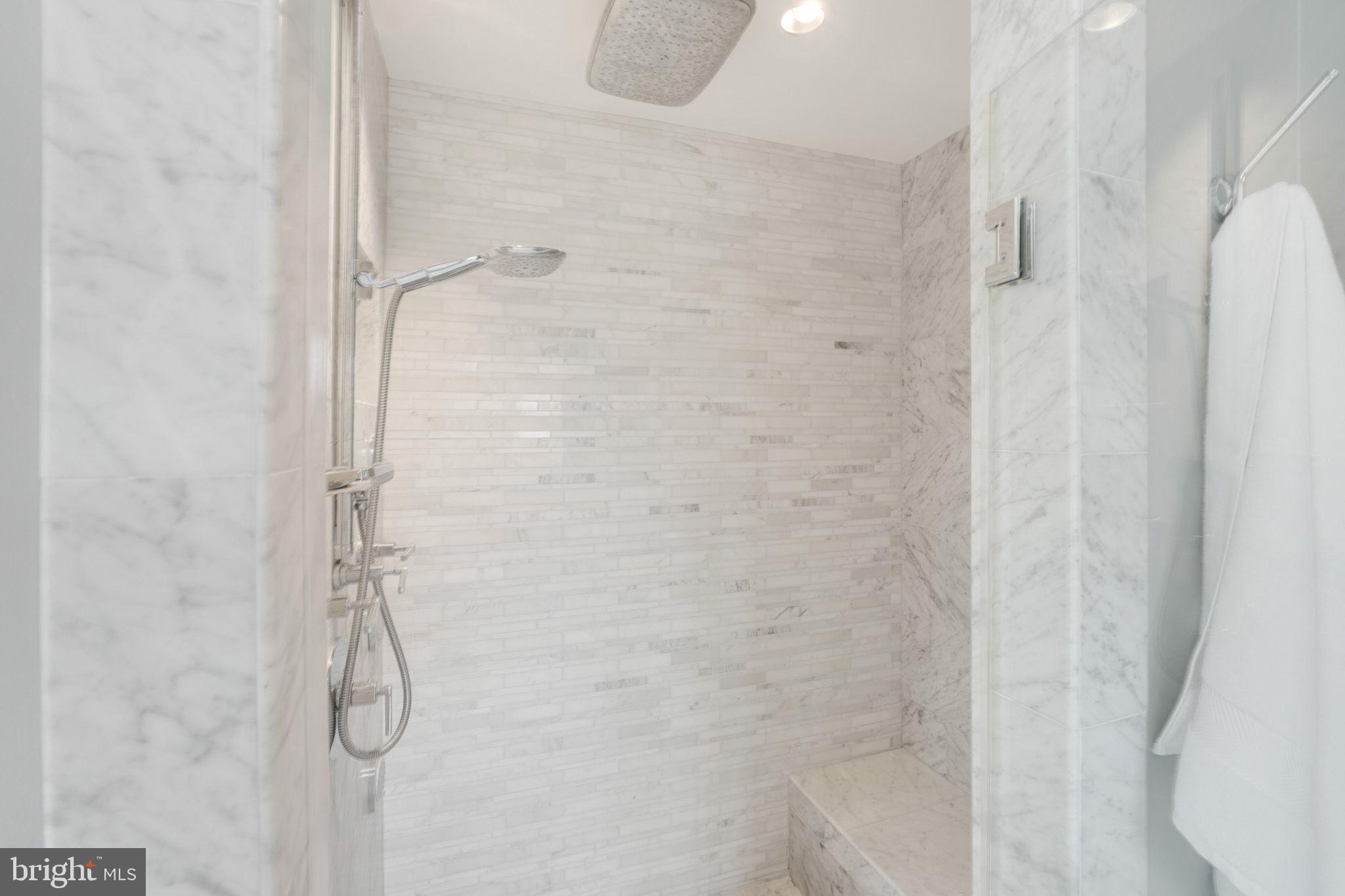 FALCON RIDGE - Residential Lease