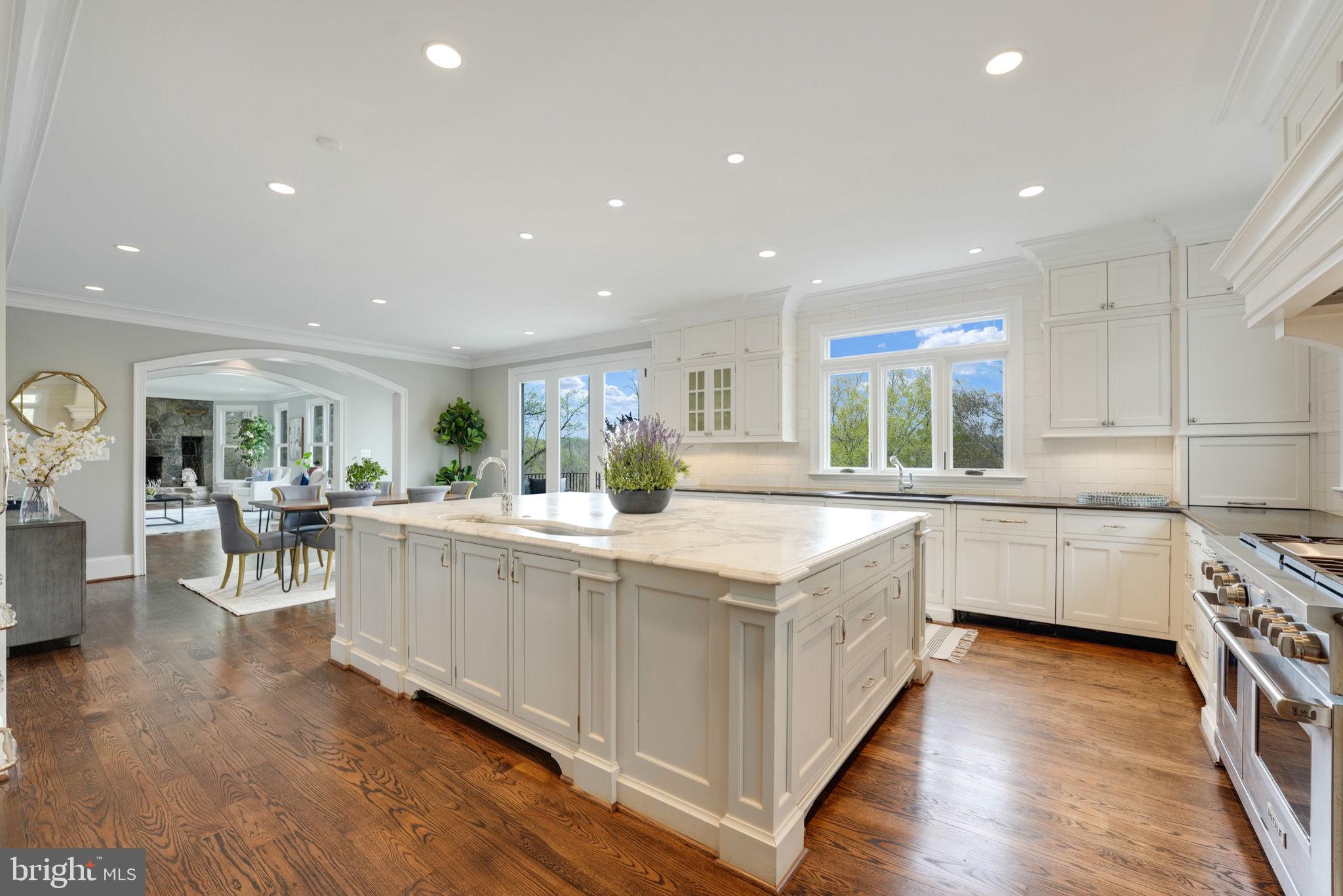 FALCON RIDGE - Residential Lease