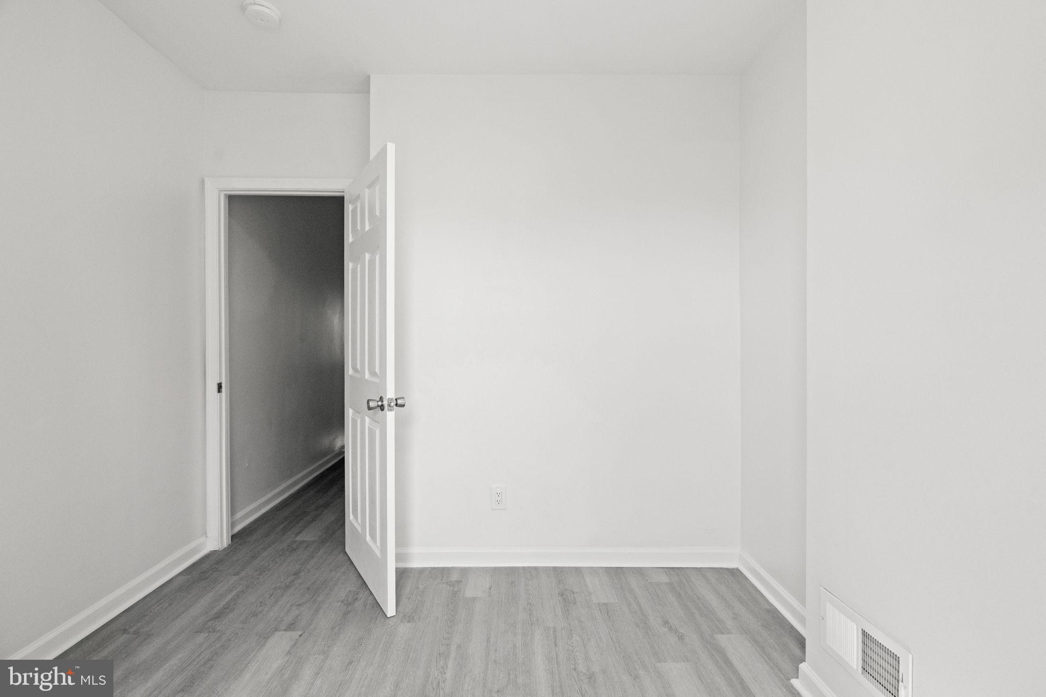 MILL CREEK - Residential