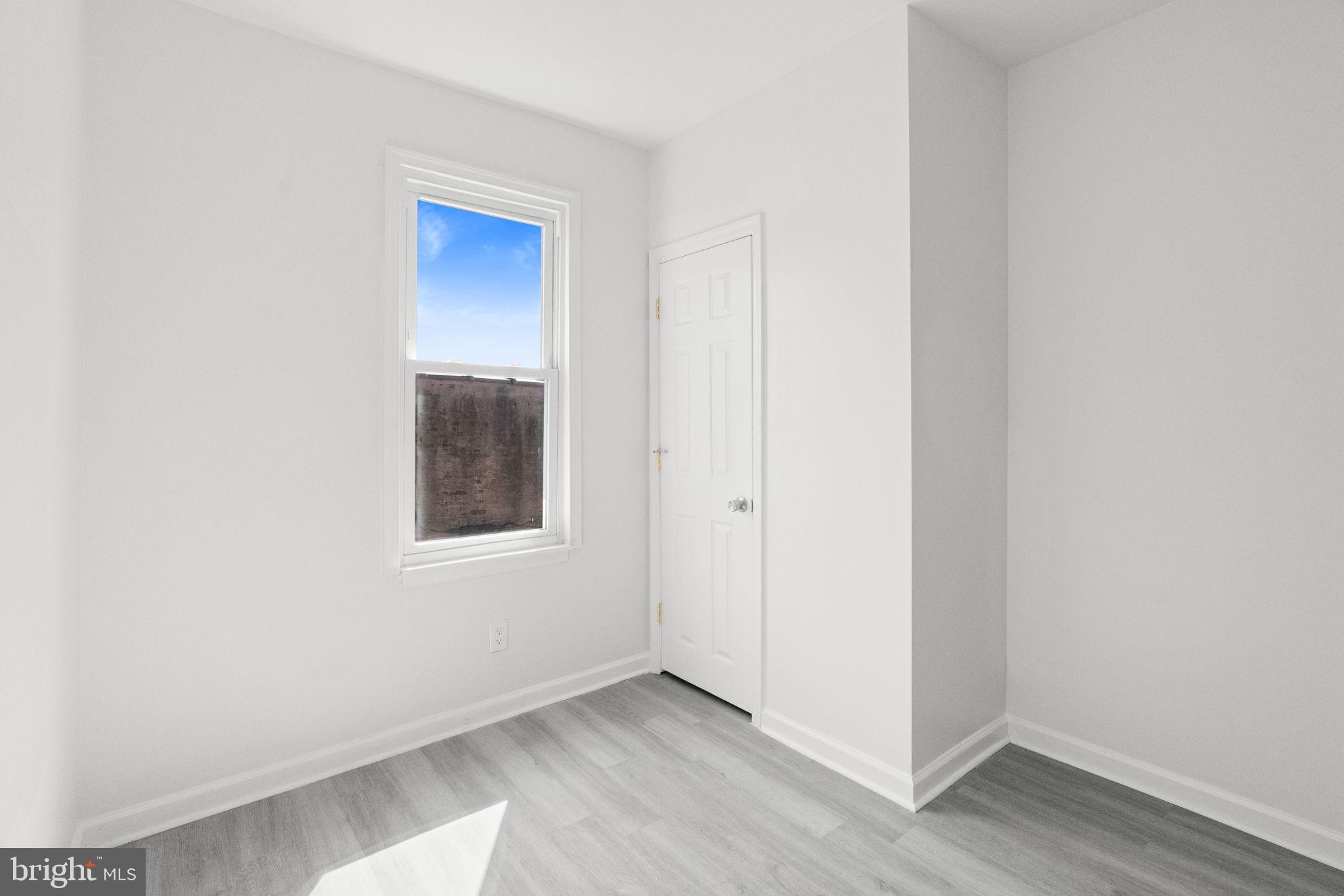 MILL CREEK - Residential