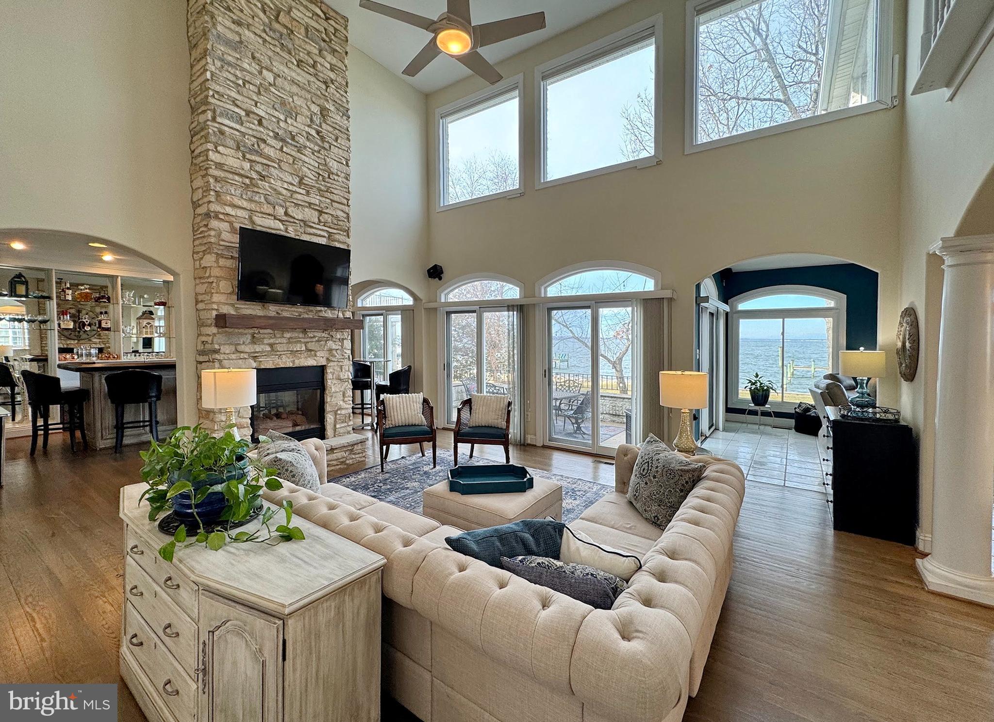 SWAN POINT - Residential