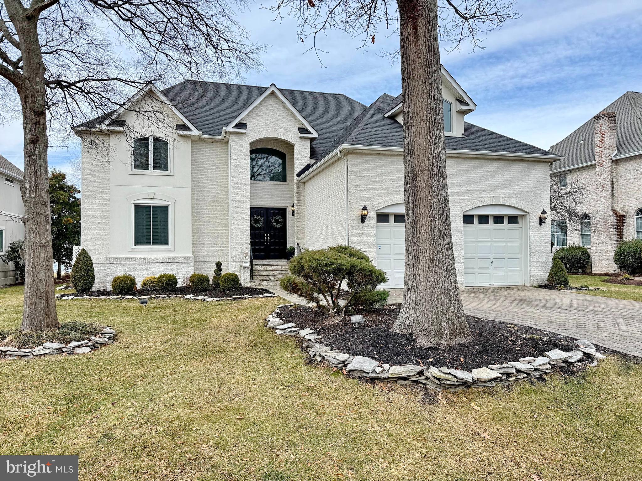 SWAN POINT - Residential