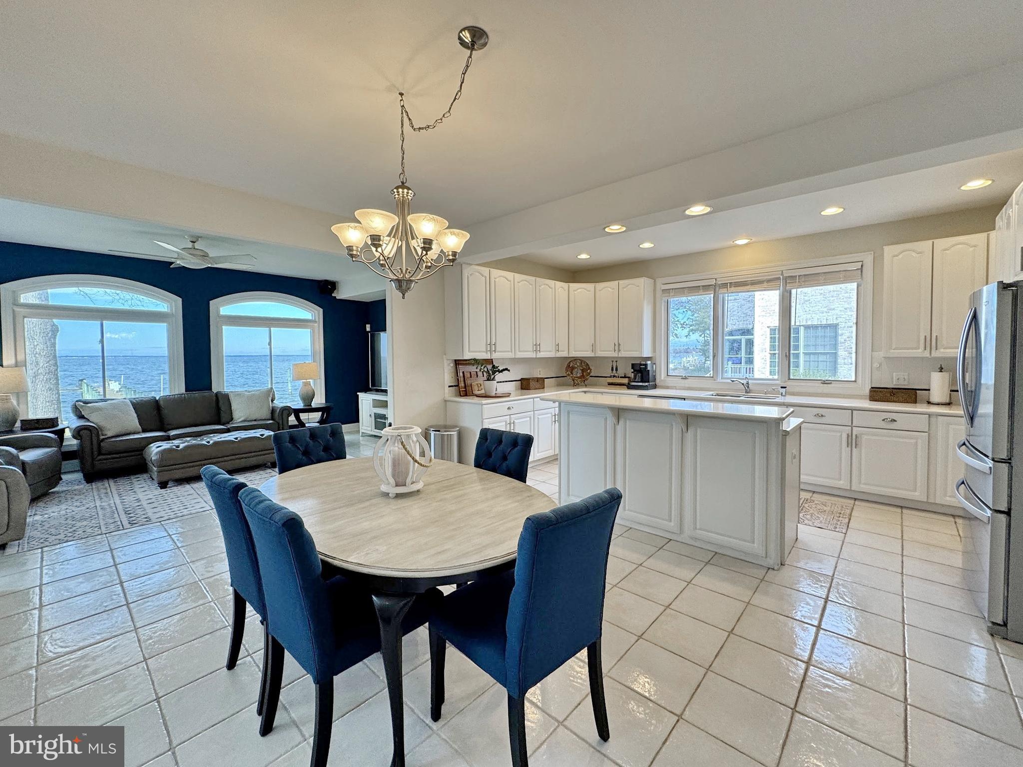 SWAN POINT - Residential