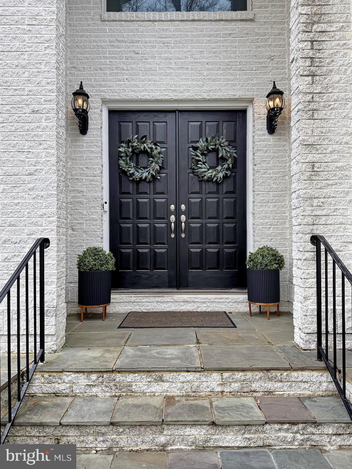 SWAN POINT - Residential