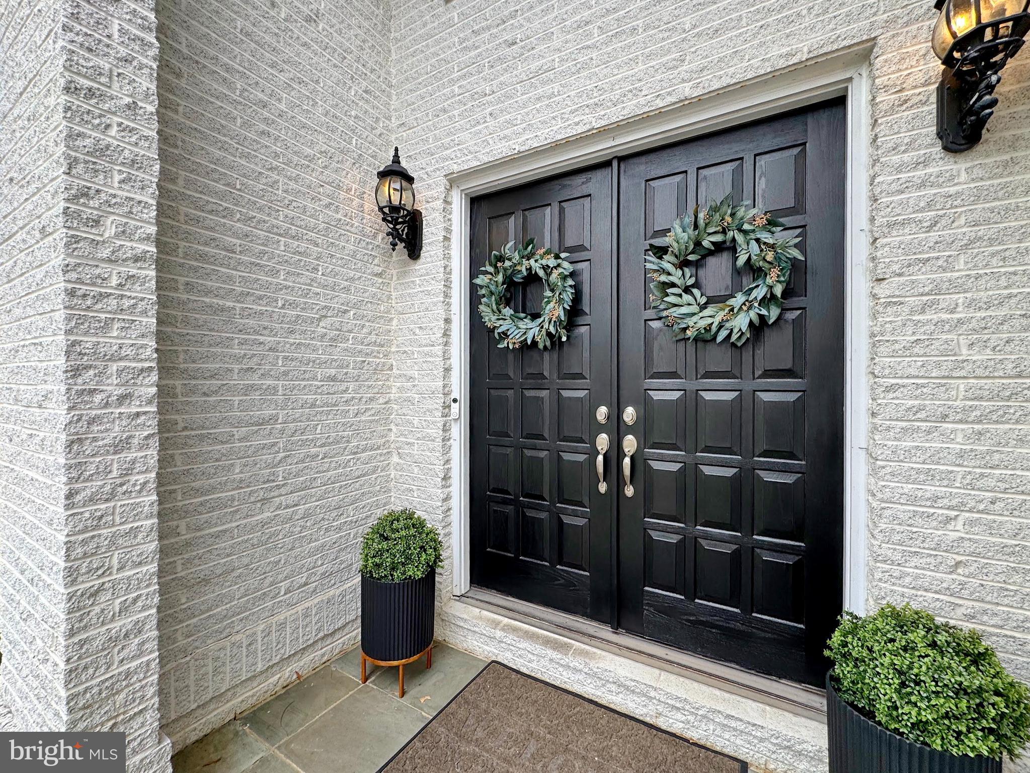 SWAN POINT - Residential