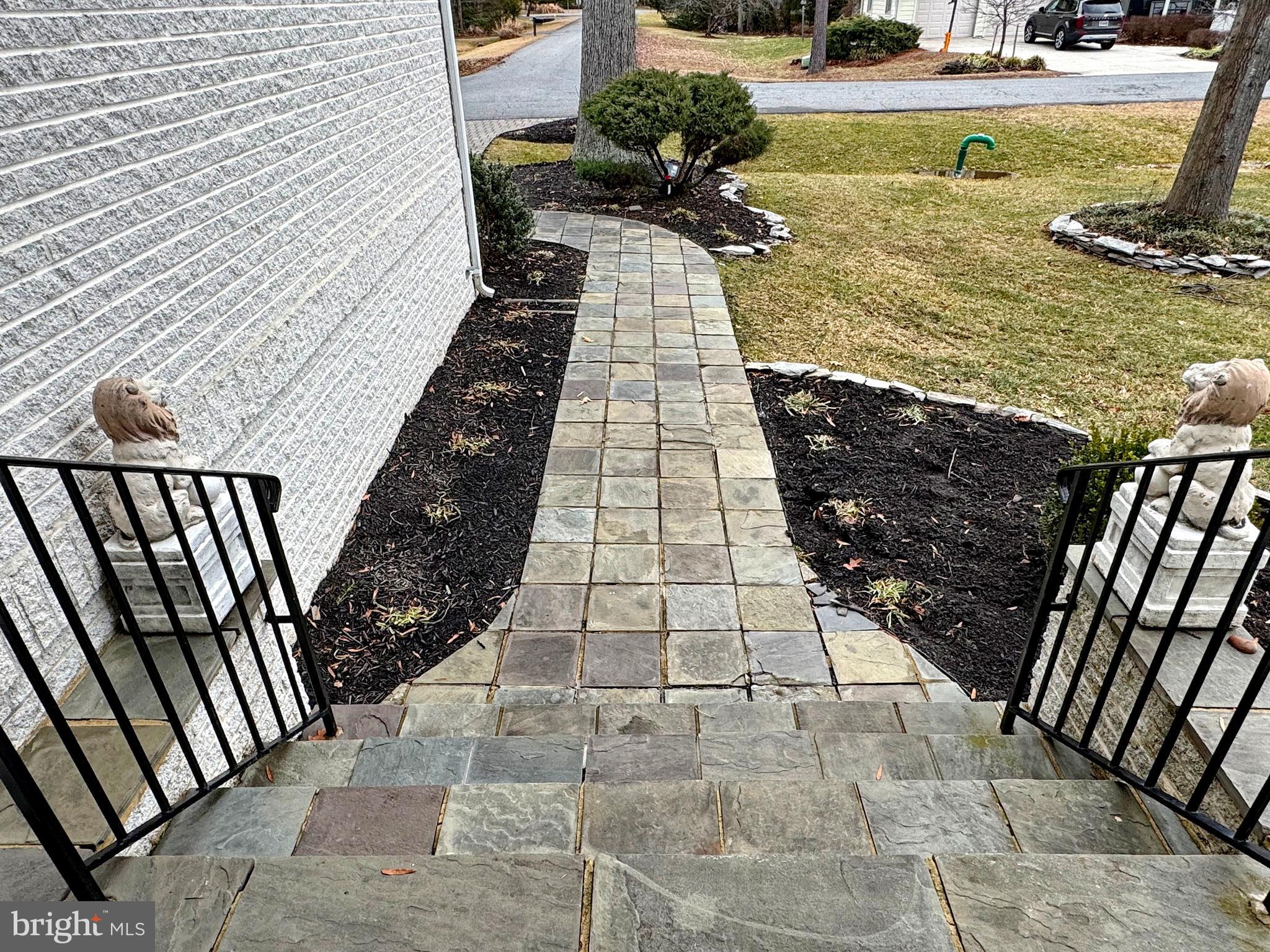 SWAN POINT - Residential