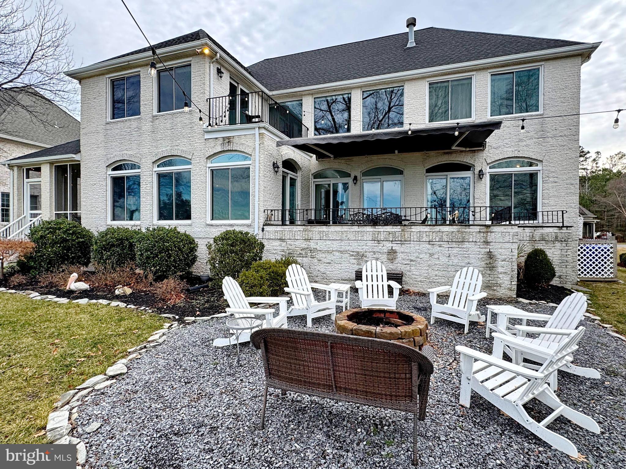 SWAN POINT - Residential