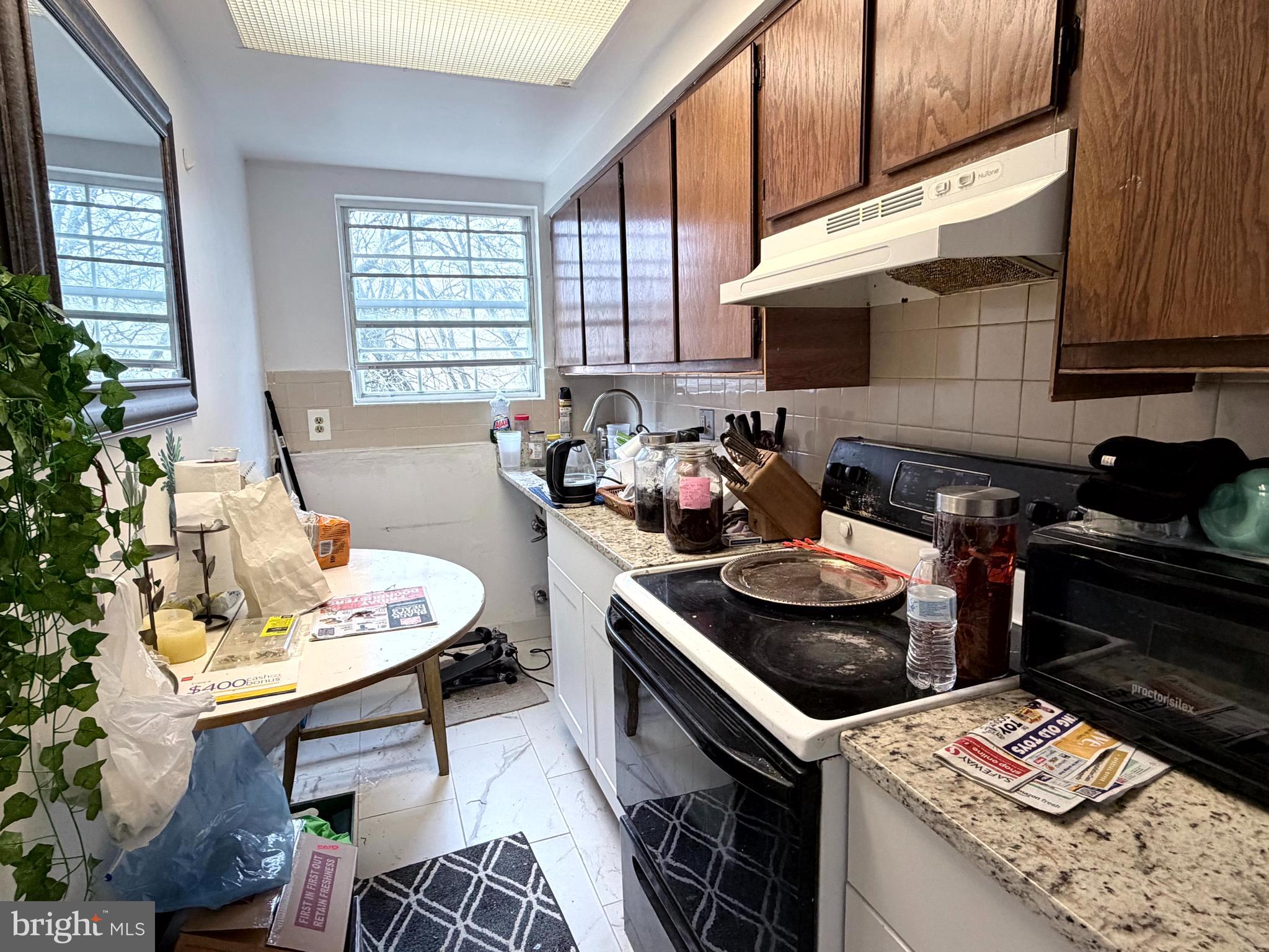 VILLAGES AT FALLS CHURCH - Residential