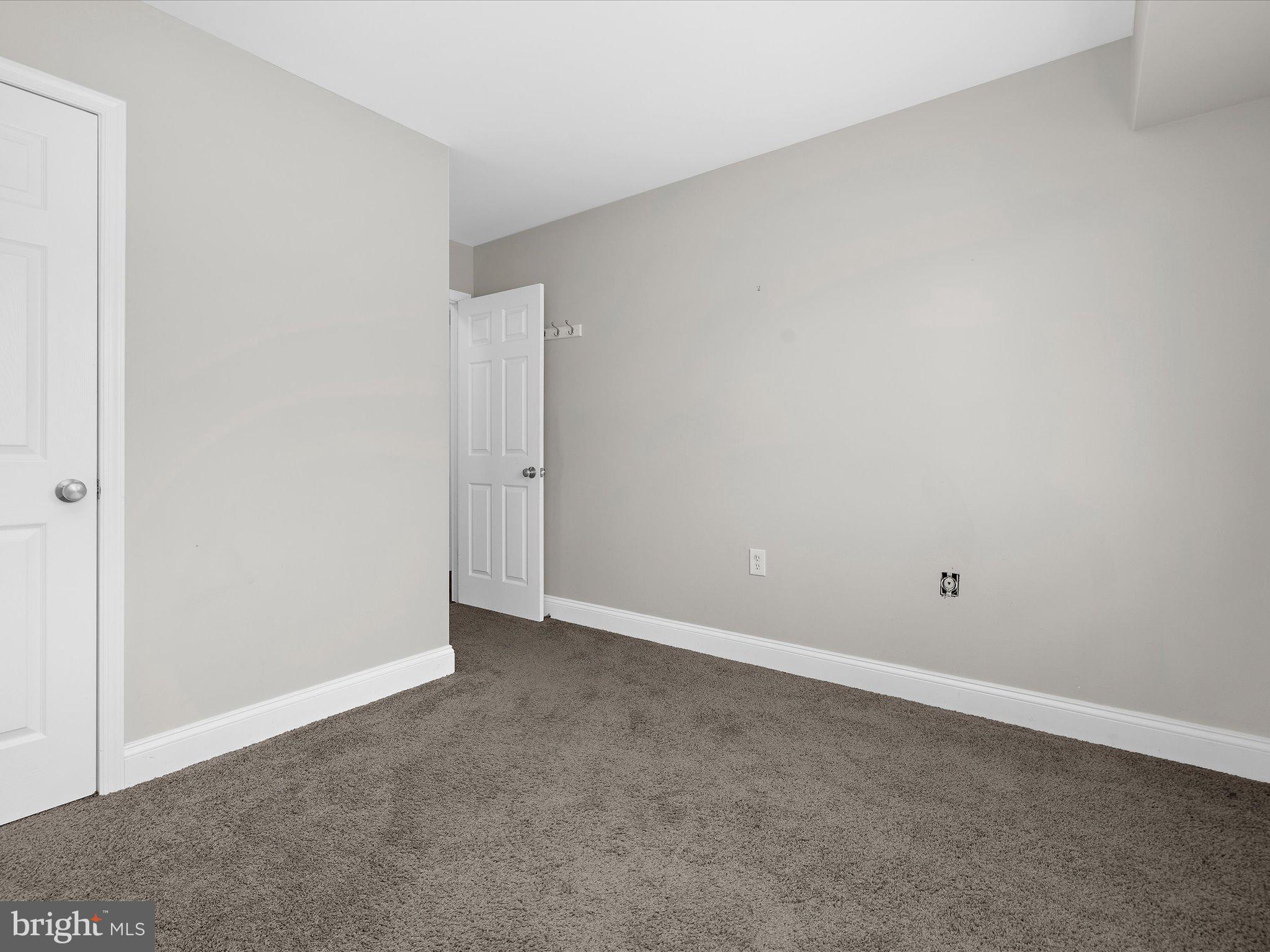 FAIRWINDS ON SEVERN - Residential