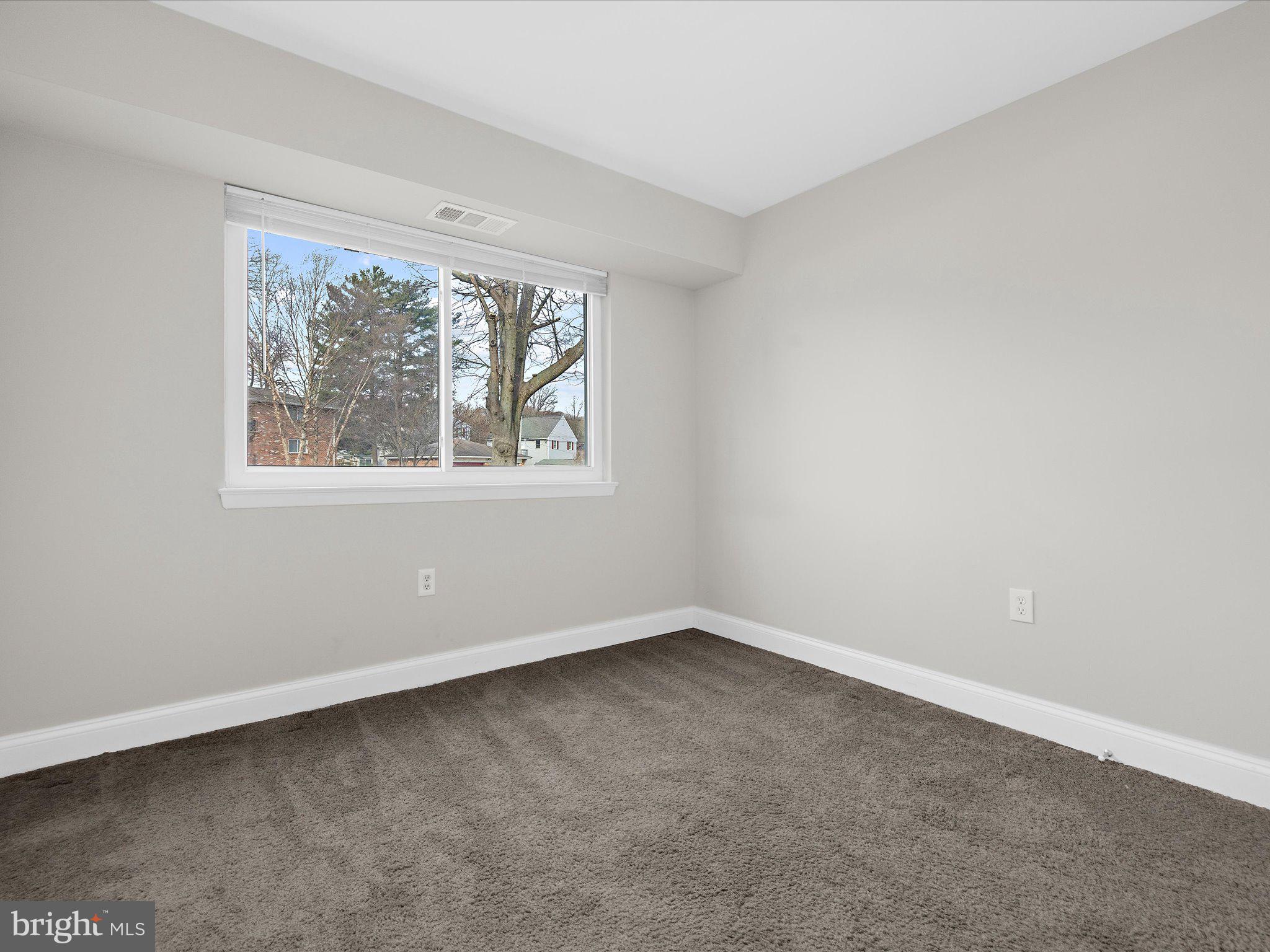 FAIRWINDS ON SEVERN - Residential