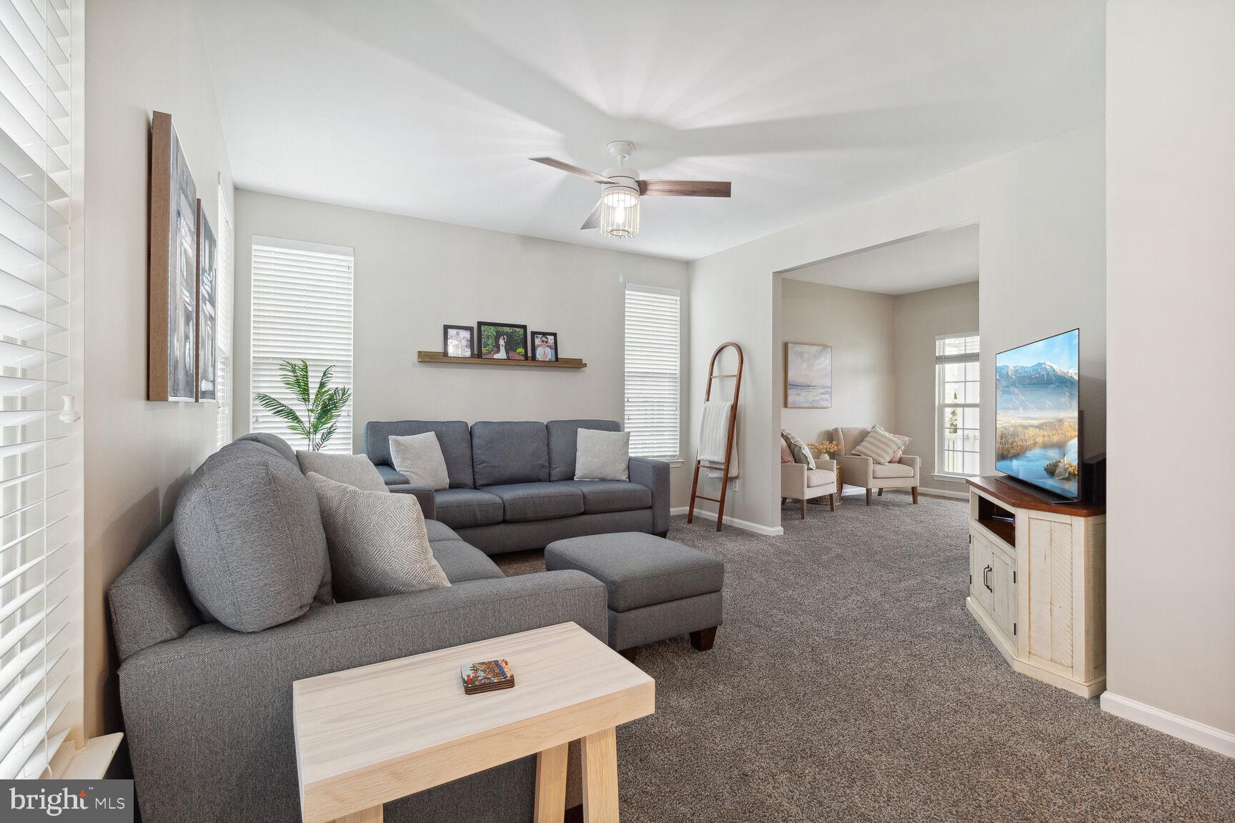 OAK CREEK - Residential