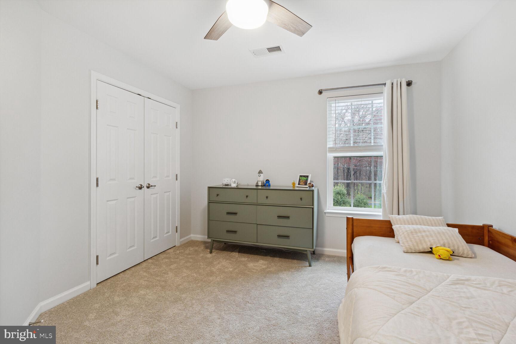 OAK CREEK - Residential