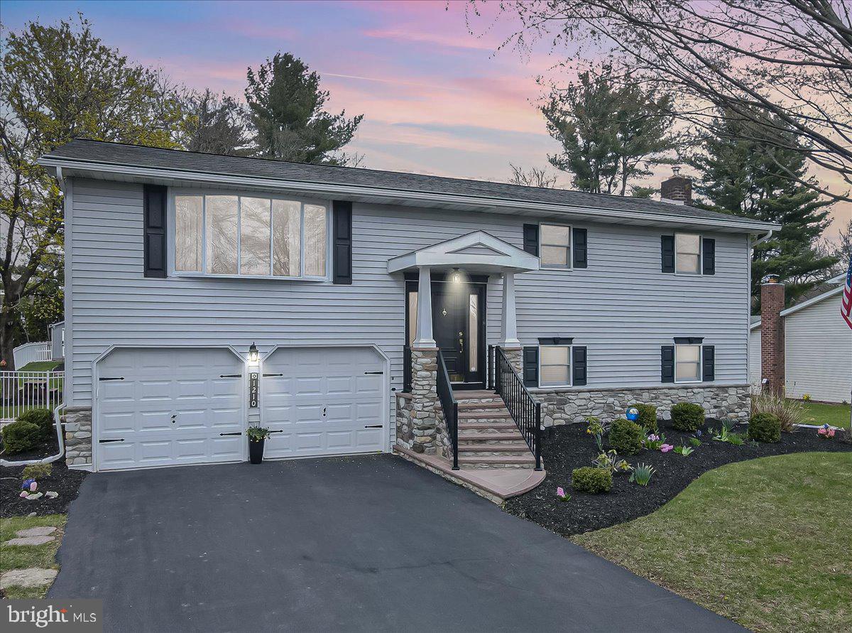 1210 BLUESTONE DRIVE