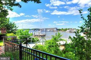 ABBOTT PARK - Residential