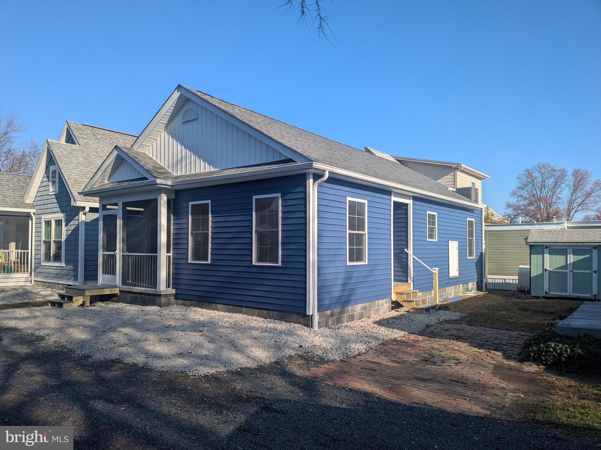 ABBOTT PARK - Residential