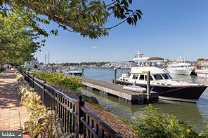 ABBOTT PARK - Residential