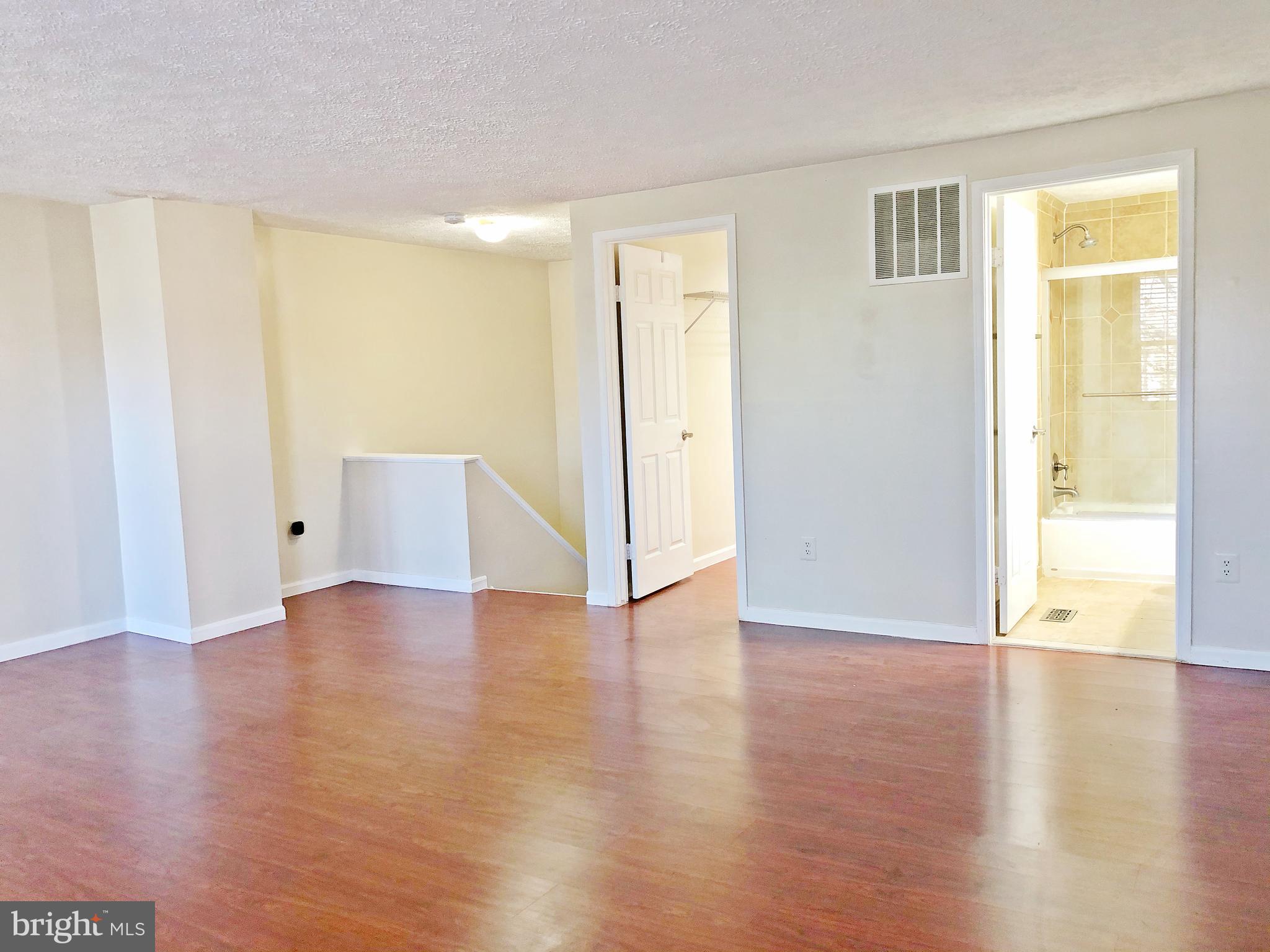 CHURCHILL TOWN SECTOR - Residential Lease