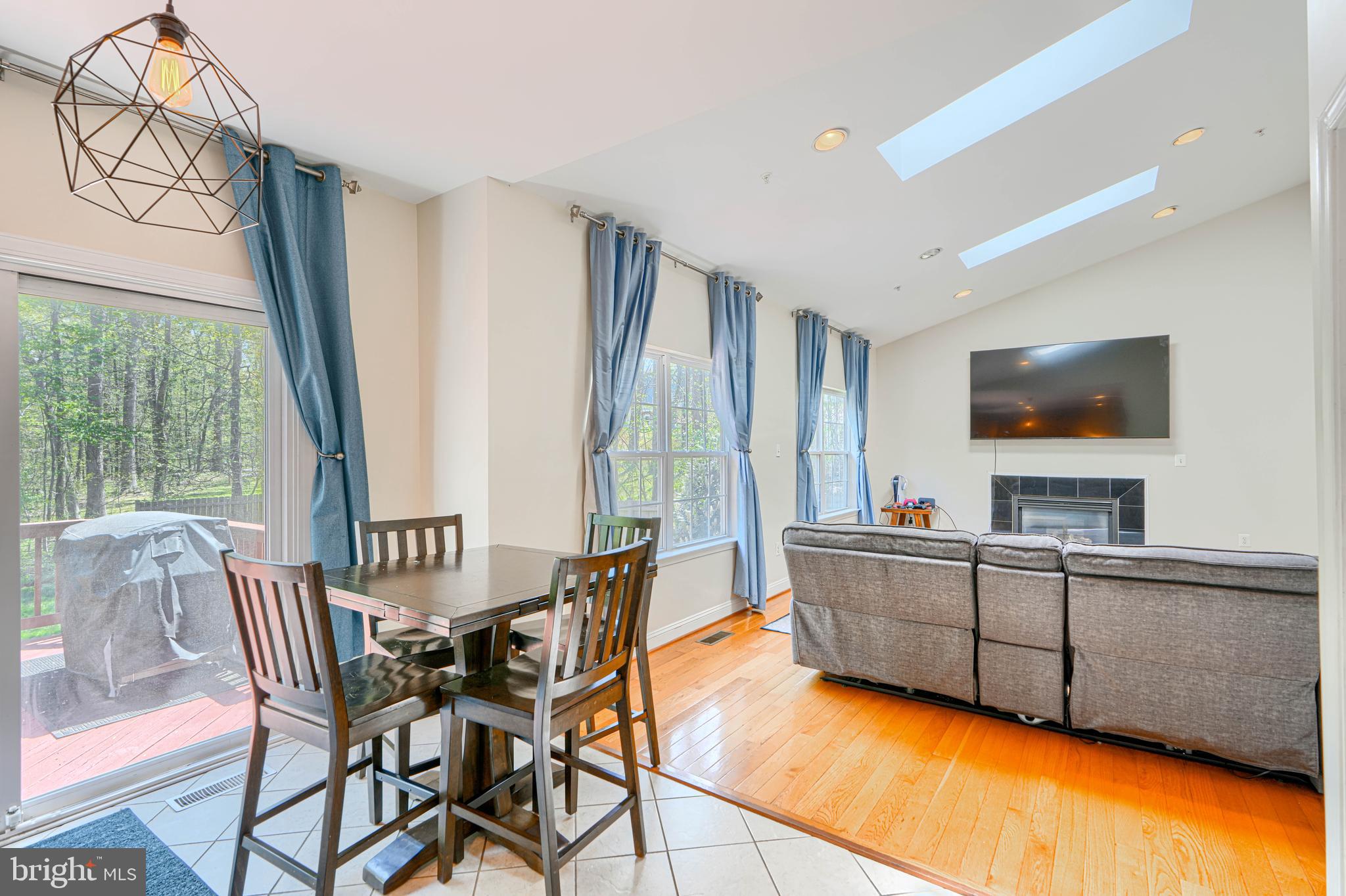 PROSPECT WOODS - Residential