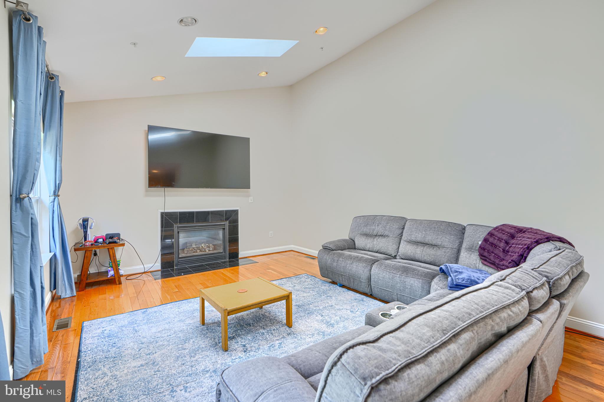 PROSPECT WOODS - Residential