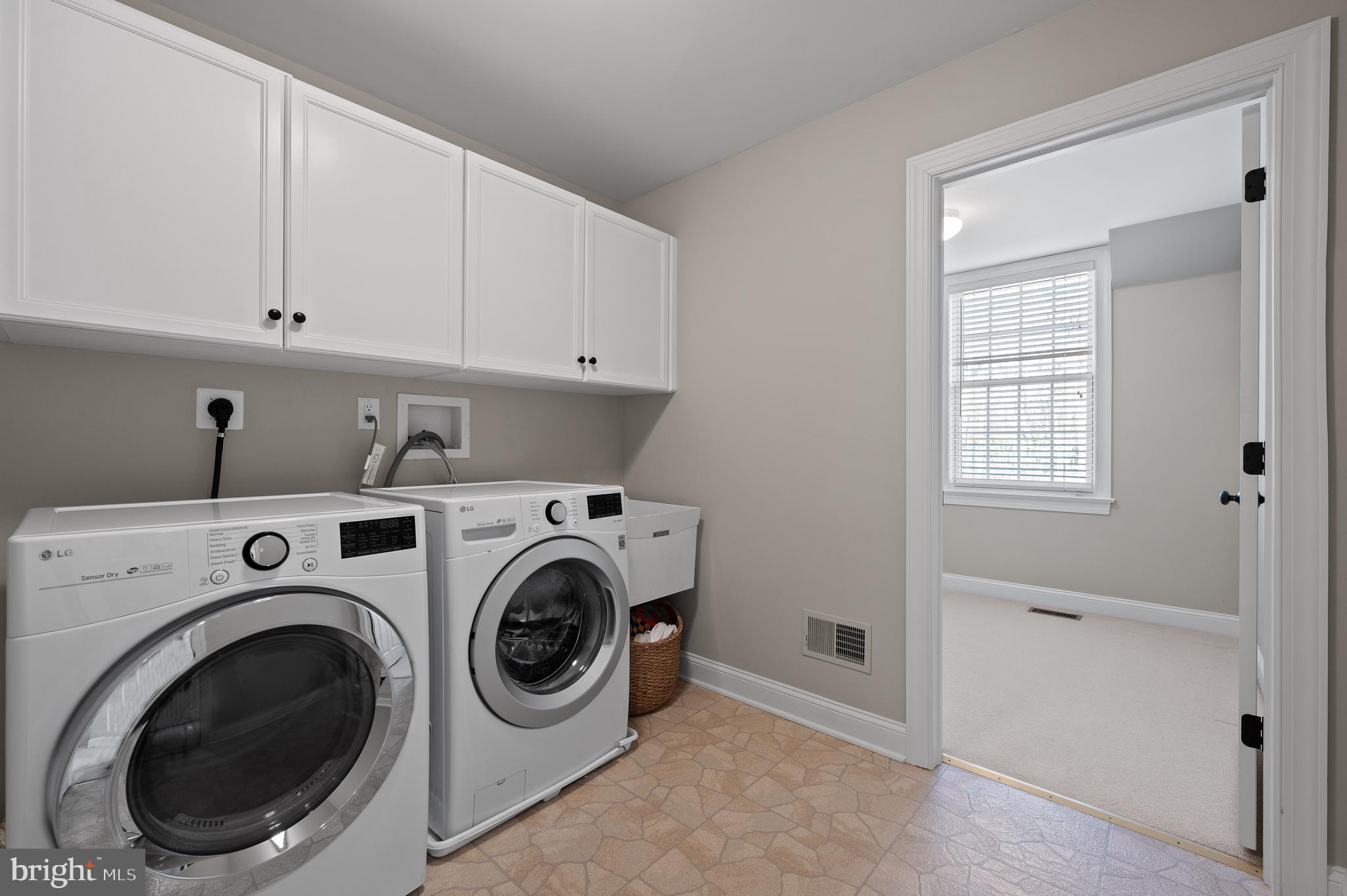 BROOKE FARM - Residential