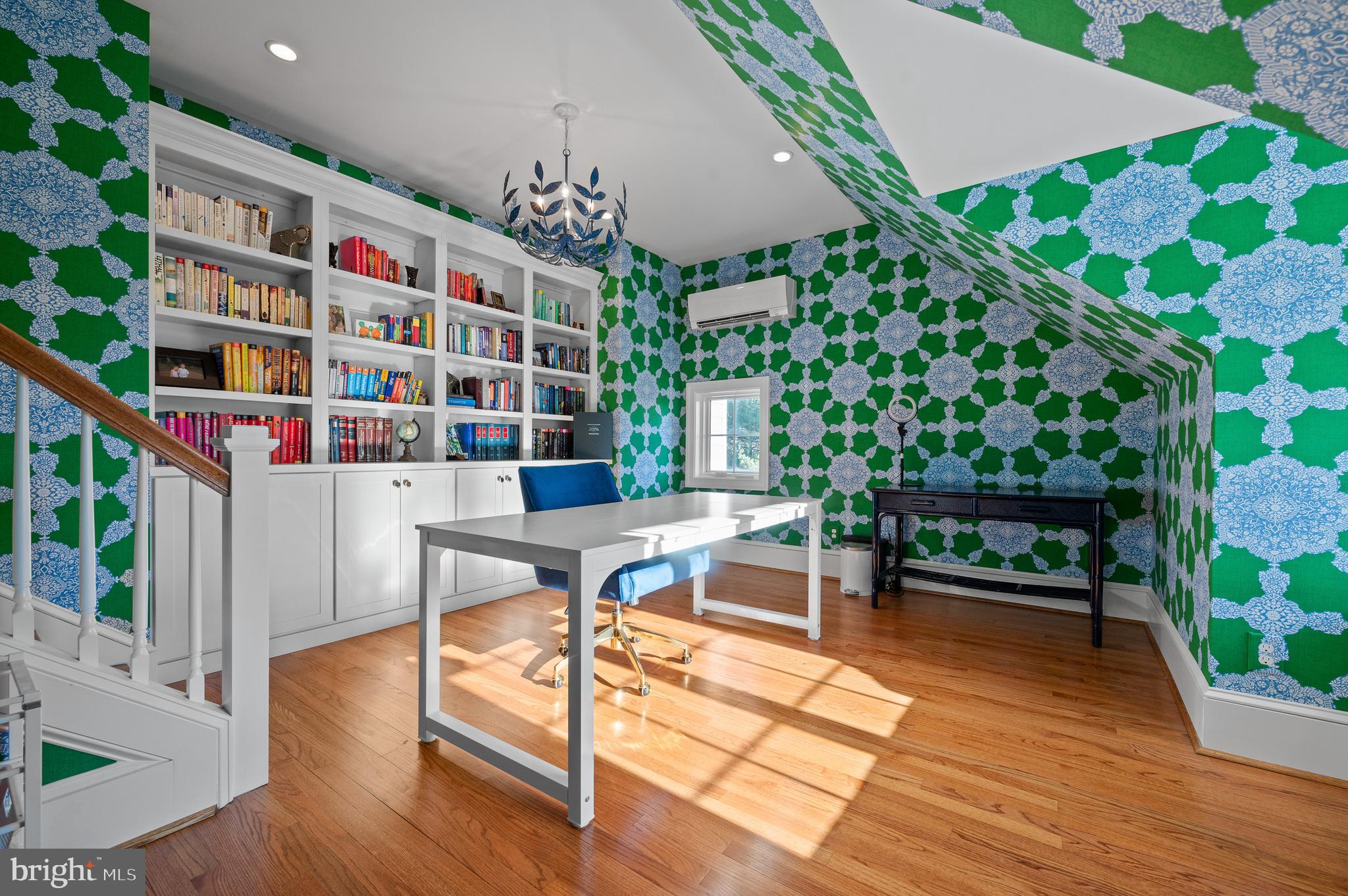 BROOKE FARM - Residential