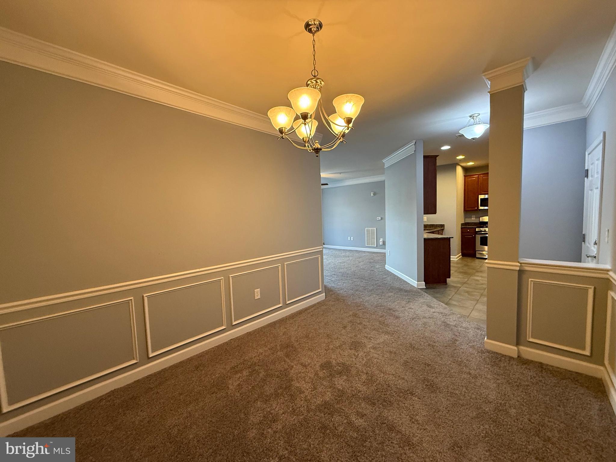 COBBLESTONE SQUARE - Residential Lease