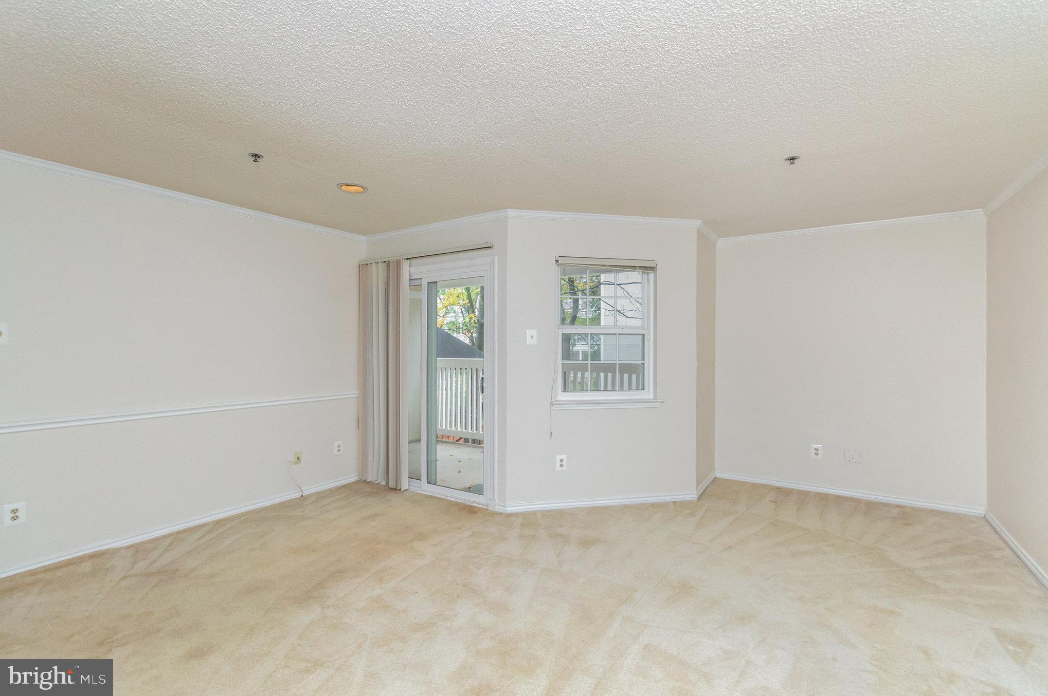 FOUNTAINS AT MCLEAN - Residential Lease