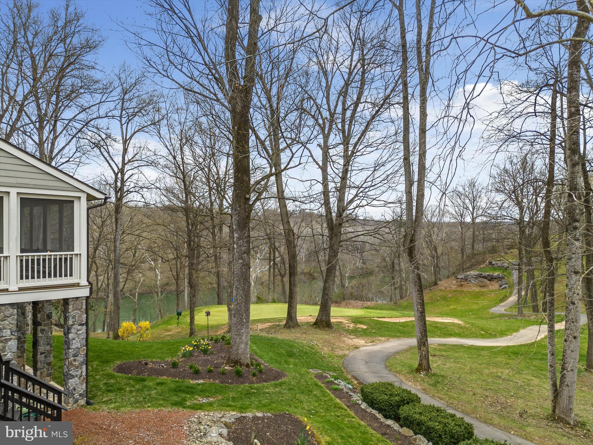 FERNBANK - Residential