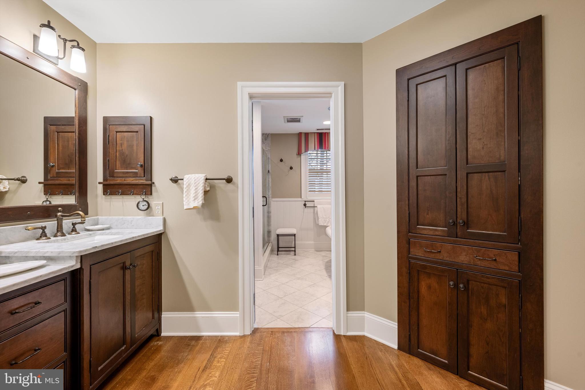 FERNBANK - Residential