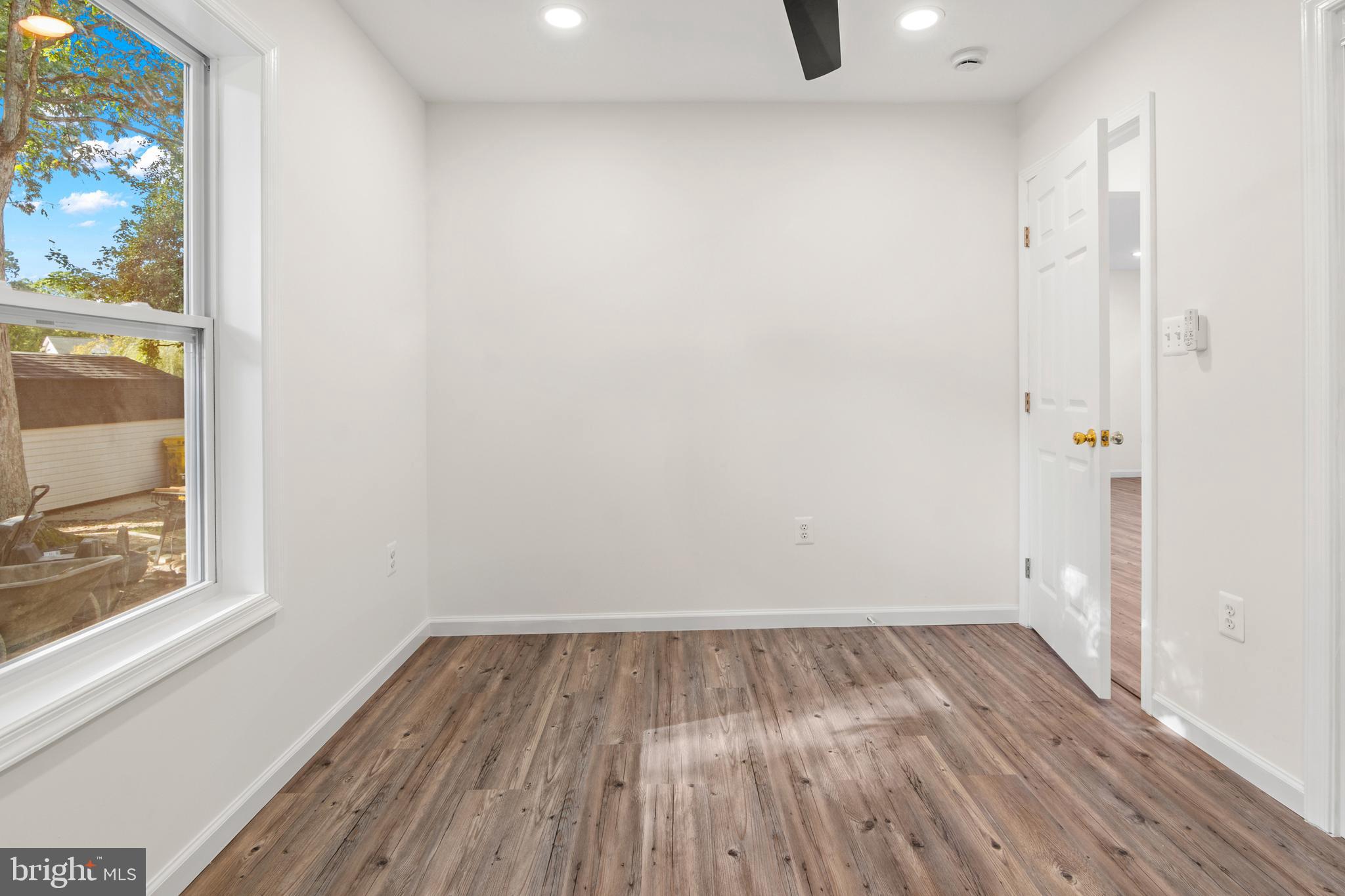 IDLEWILDE ON THE BAY - Residential