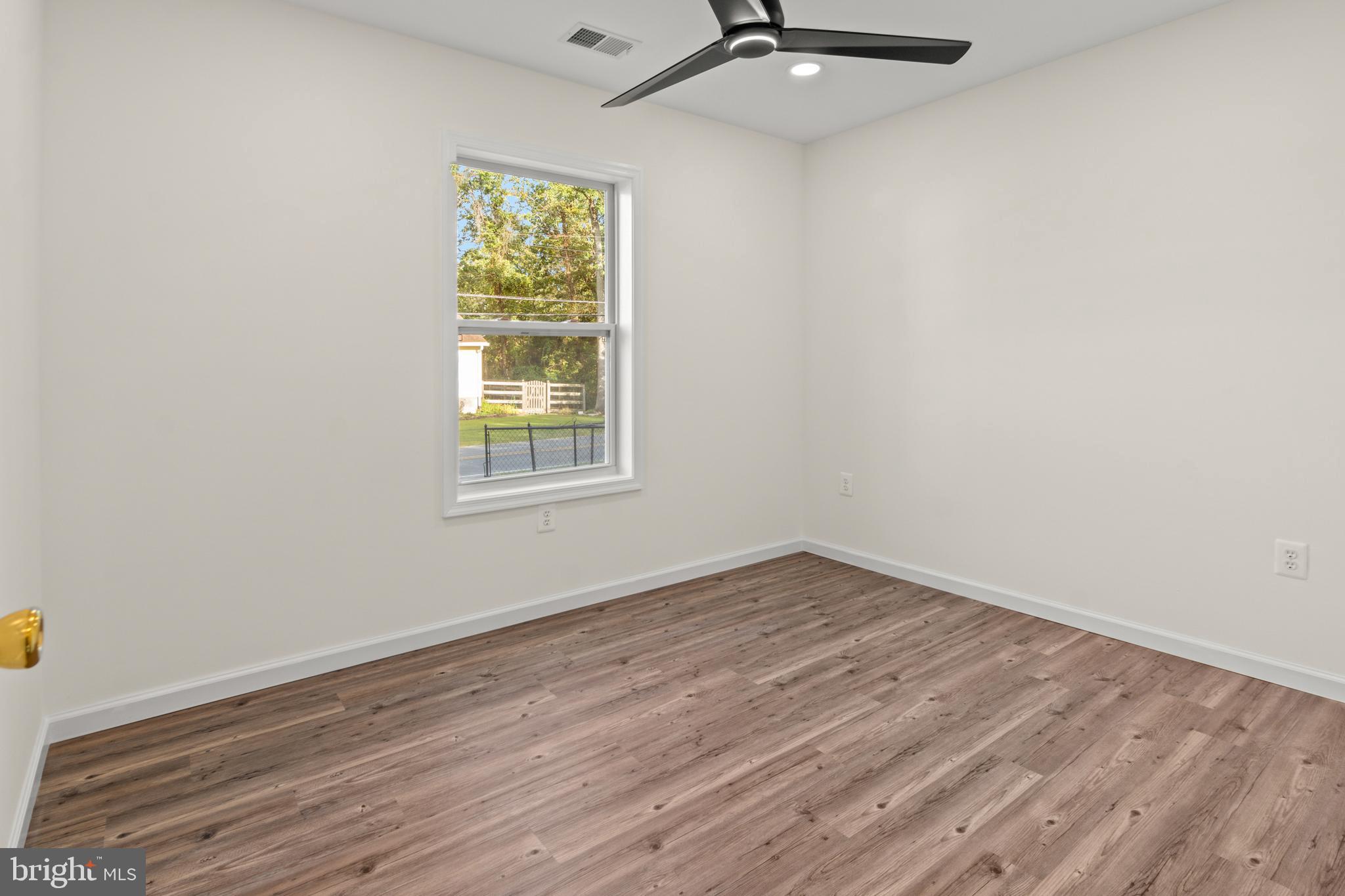 IDLEWILDE ON THE BAY - Residential